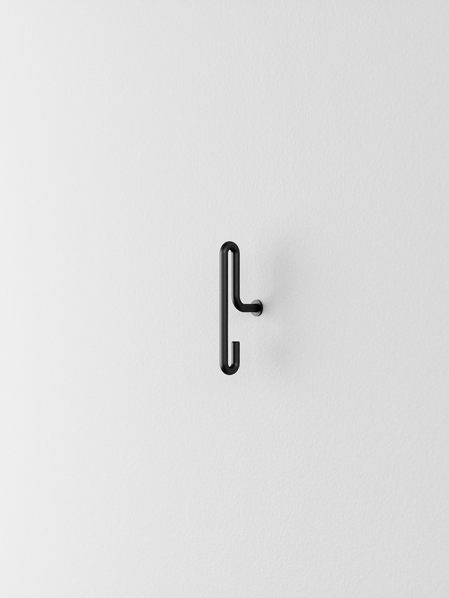 Moebe Wall Hook Set: Stylish Black Steel Hooks for Versatile Hanging