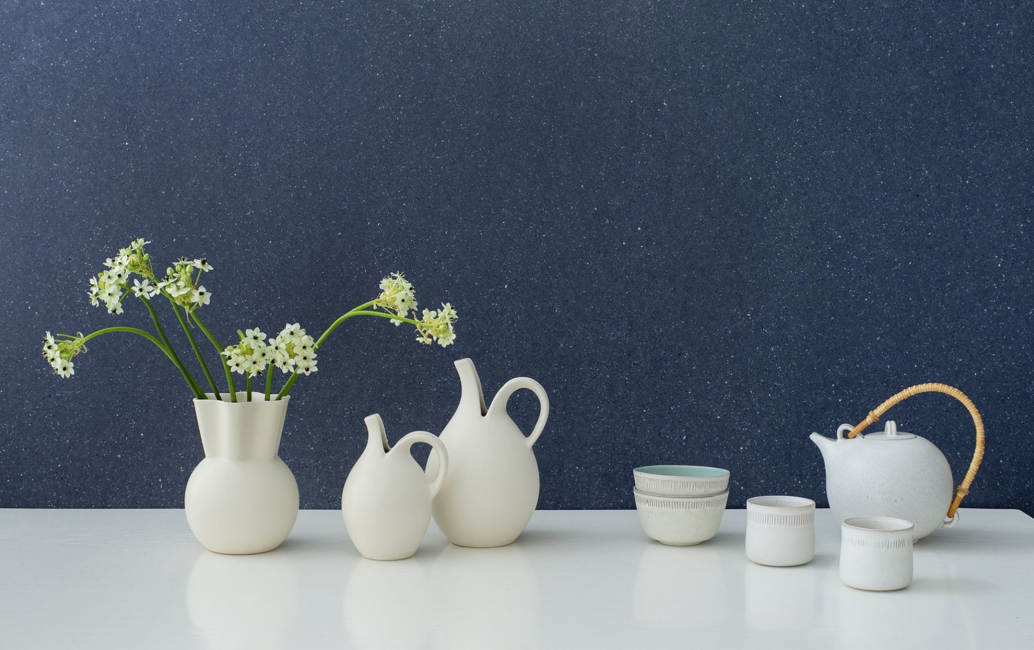 Spring Copenhagen Split Jug, 24cm