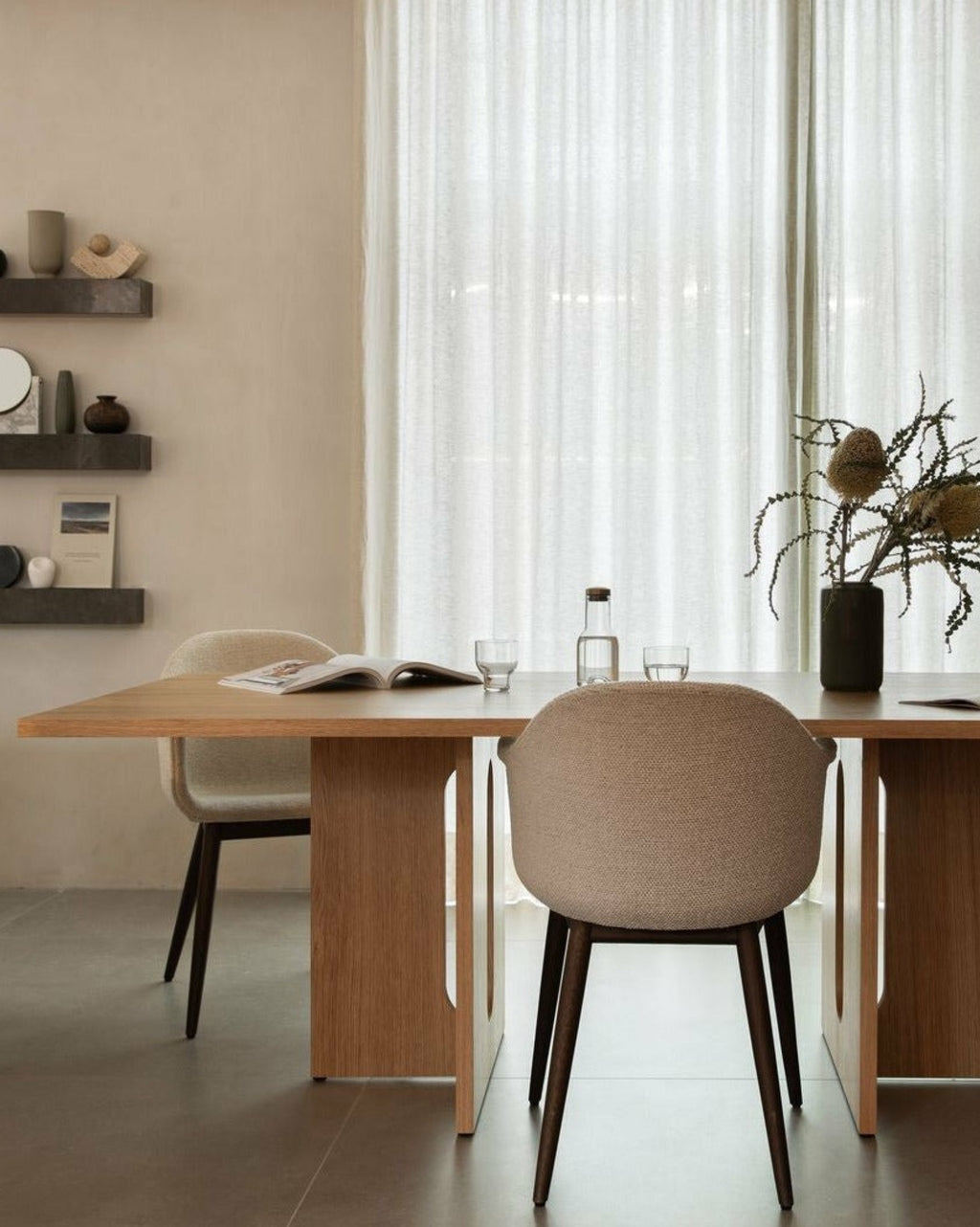 Audo Copenhagen Harbour Dining Dark Stained Oak, Burned Red