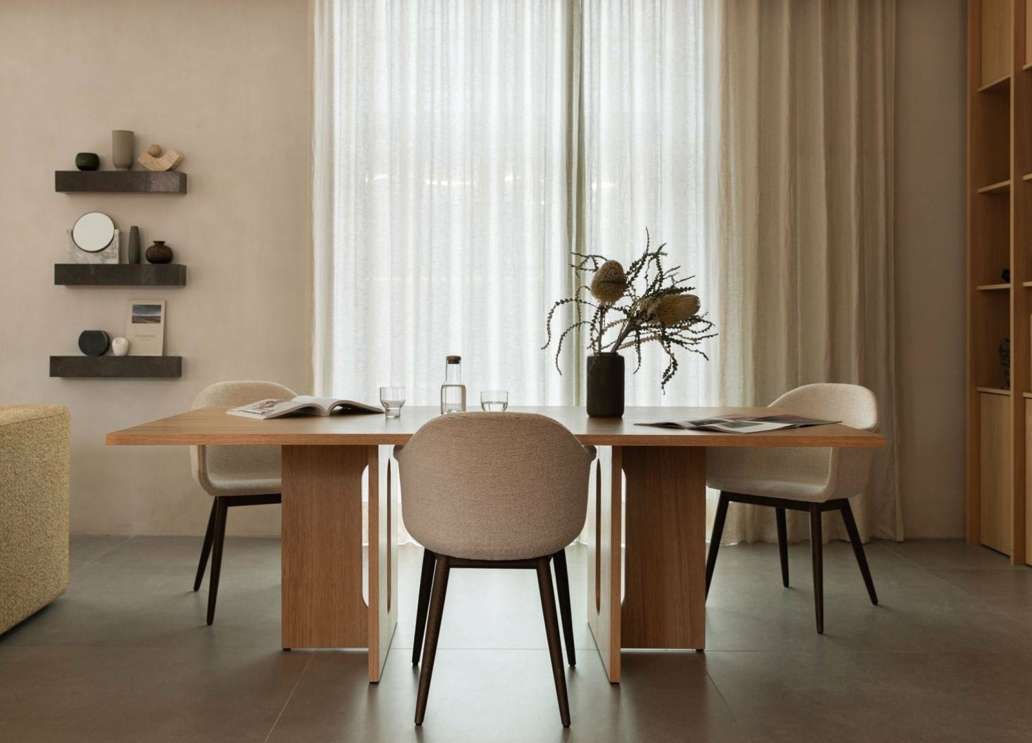 Audo Copenhagen Harbour Dining Dark Stained Oak, Burned Red