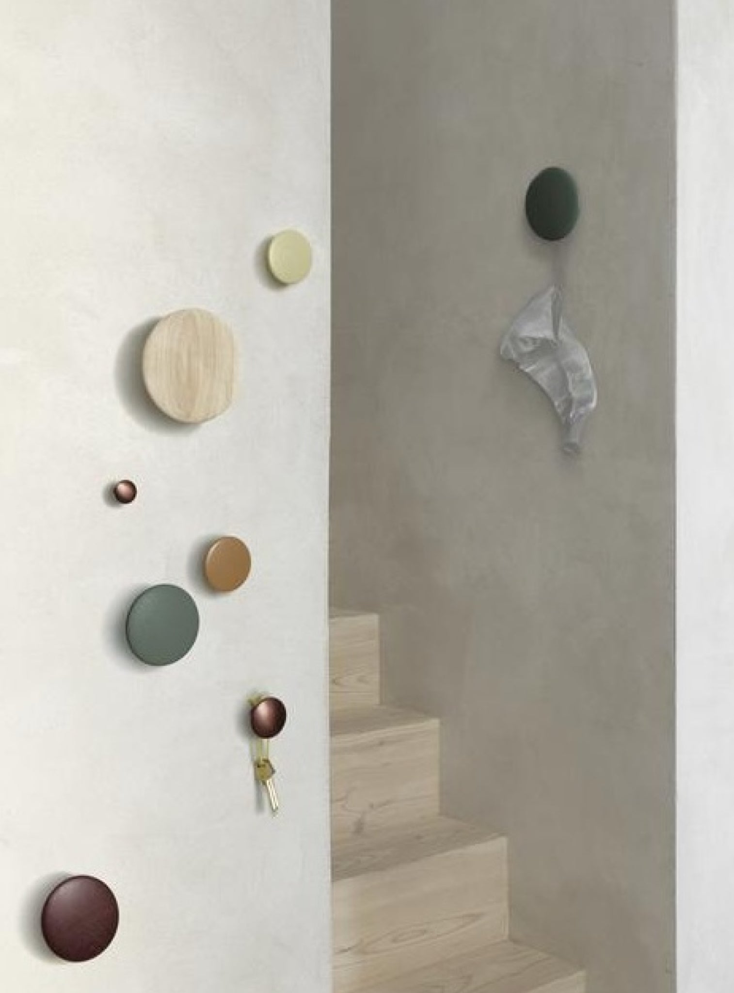 Muuto The Dots Hook Wood Walnut Wood ø 17 Cm, Walnu