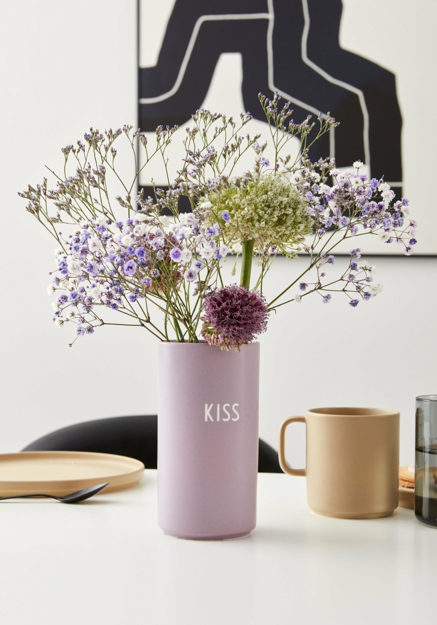 Design Letters Favorite Vase Kiss Medium, Lavender