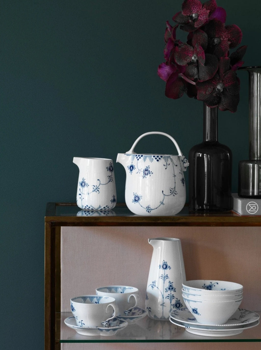 Royal Copenhagen Elements Blue Plate, 22 Cm