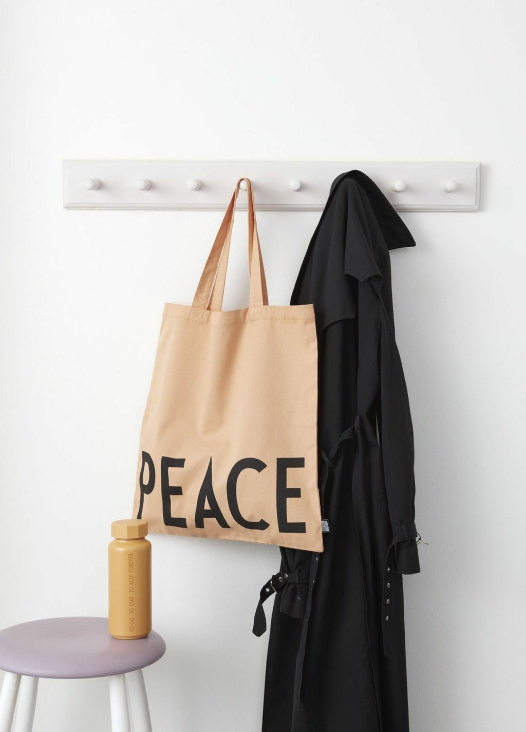 Design Letters Favorite Carrying Bag, Peach