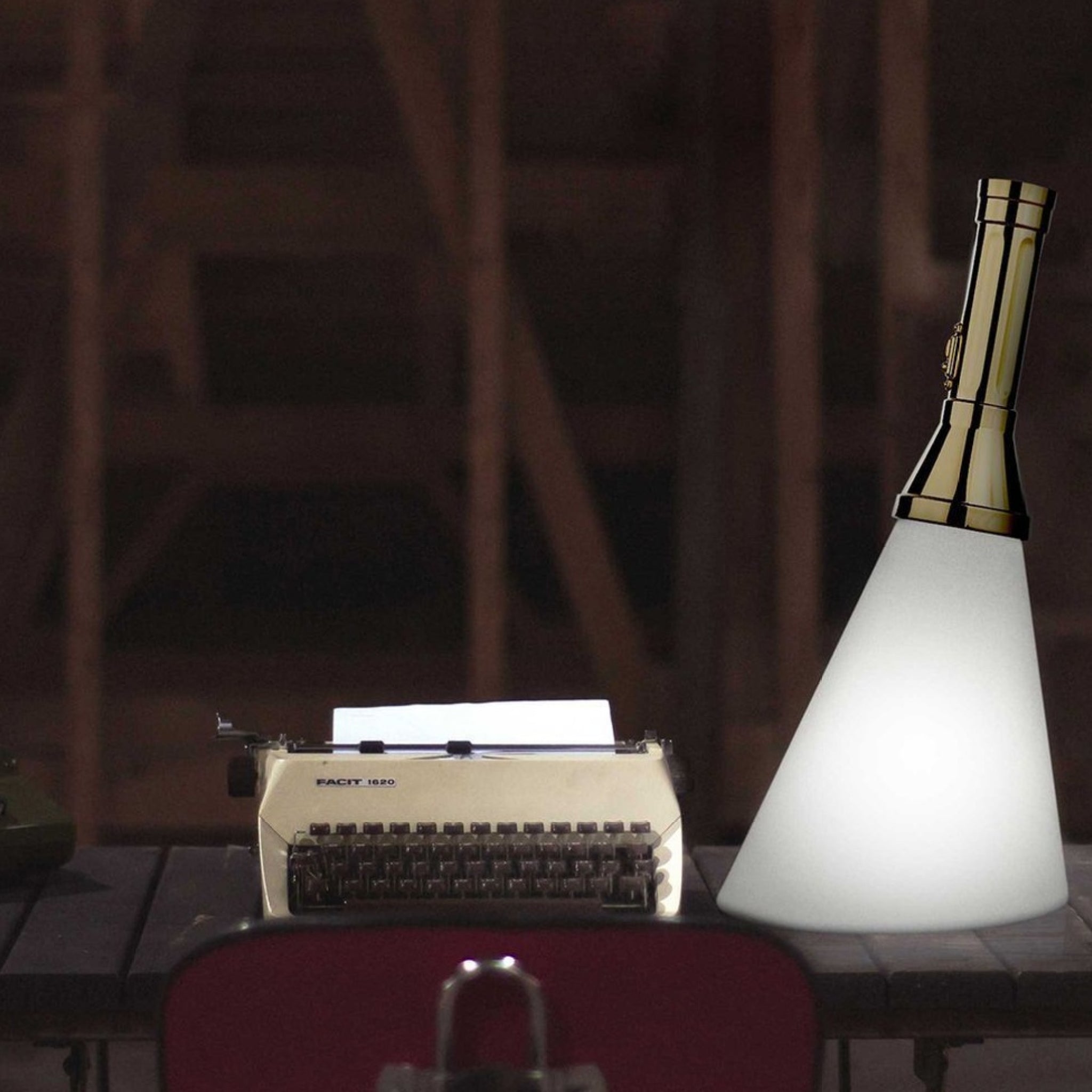 Qeeboo Flash Gold LED Table Lamp - Rechargeable, 48 cm, Unique Design