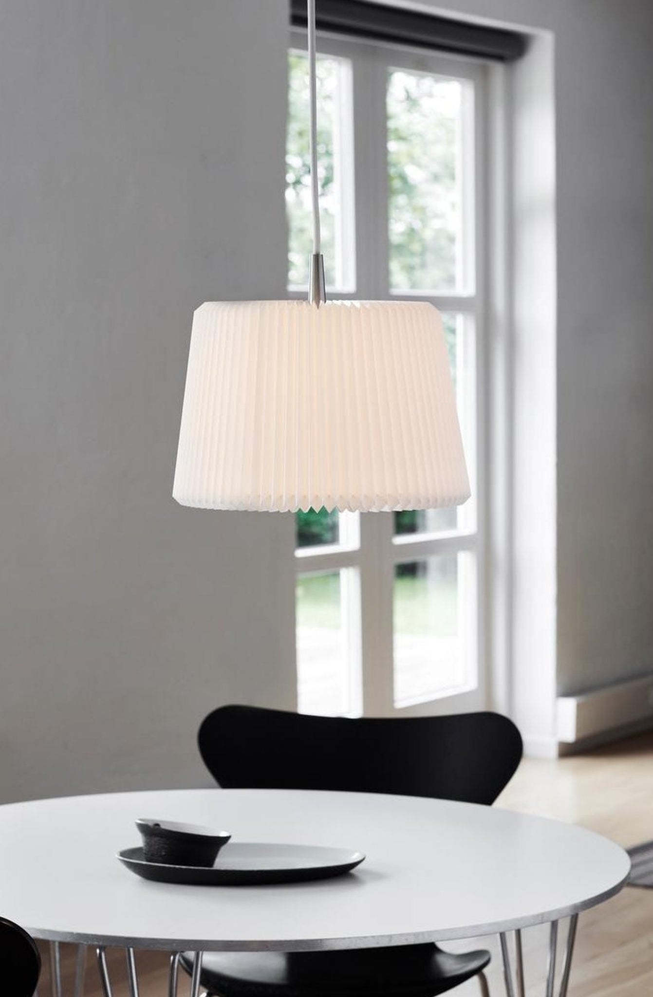 Le Klint Snowdrop Pendant, Silk WhiteØ30 cm