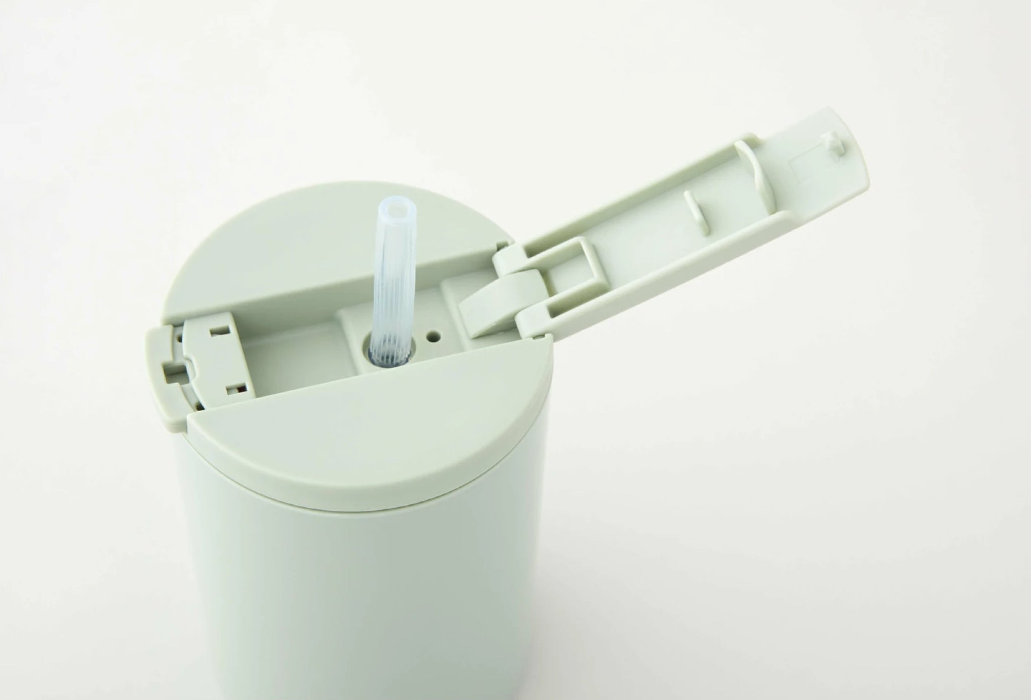 Design Letters Kids Straw MUG 330 ml, light grass 端 n