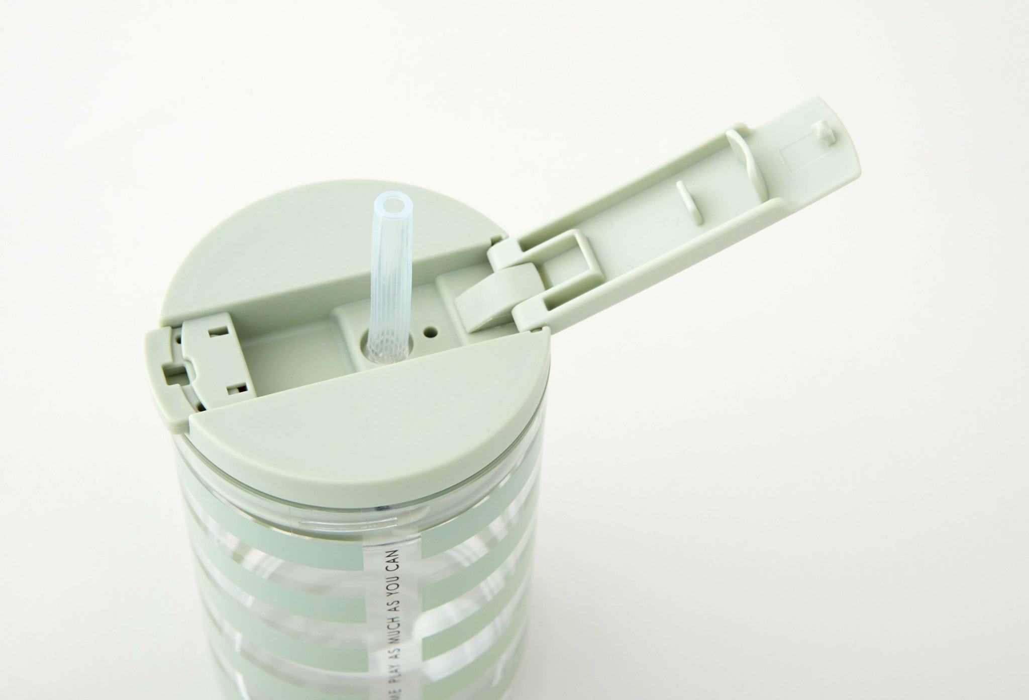 Design Letters Kids Straw Mug 330 ml, Light GR 端 N Striped