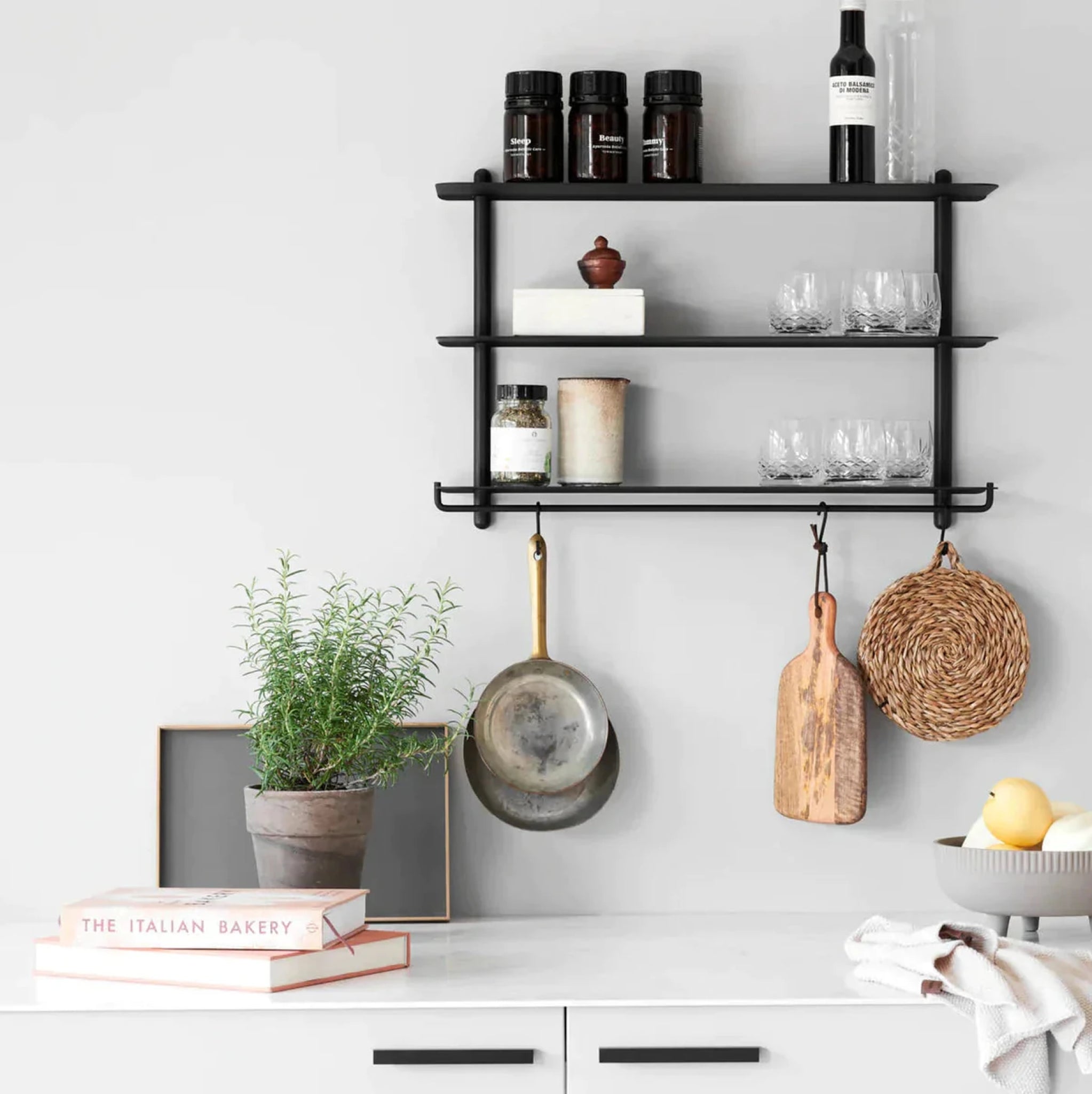 Gejst NIVO Regalleiste Shelf Bar - Black | Kitchen & Bathroom Hooks