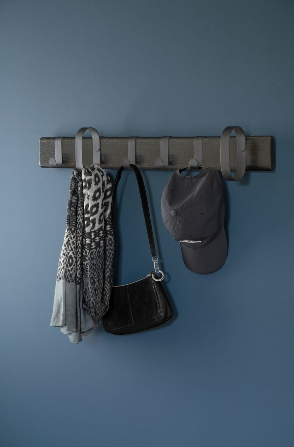 Novoform Design Fluke Wall Hook Large, Oak Black Lacquered