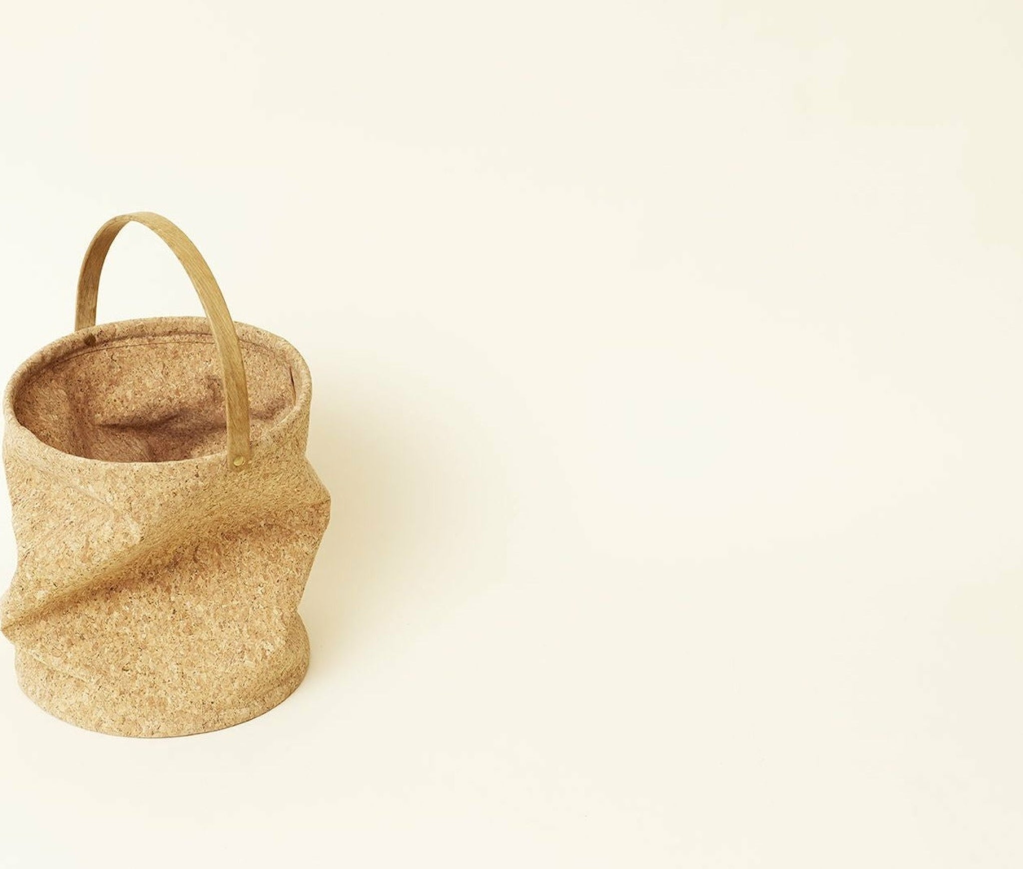 Nest Cork Paper Bin — Hand-sewn Foldable Cork & Oak Magazine Rack