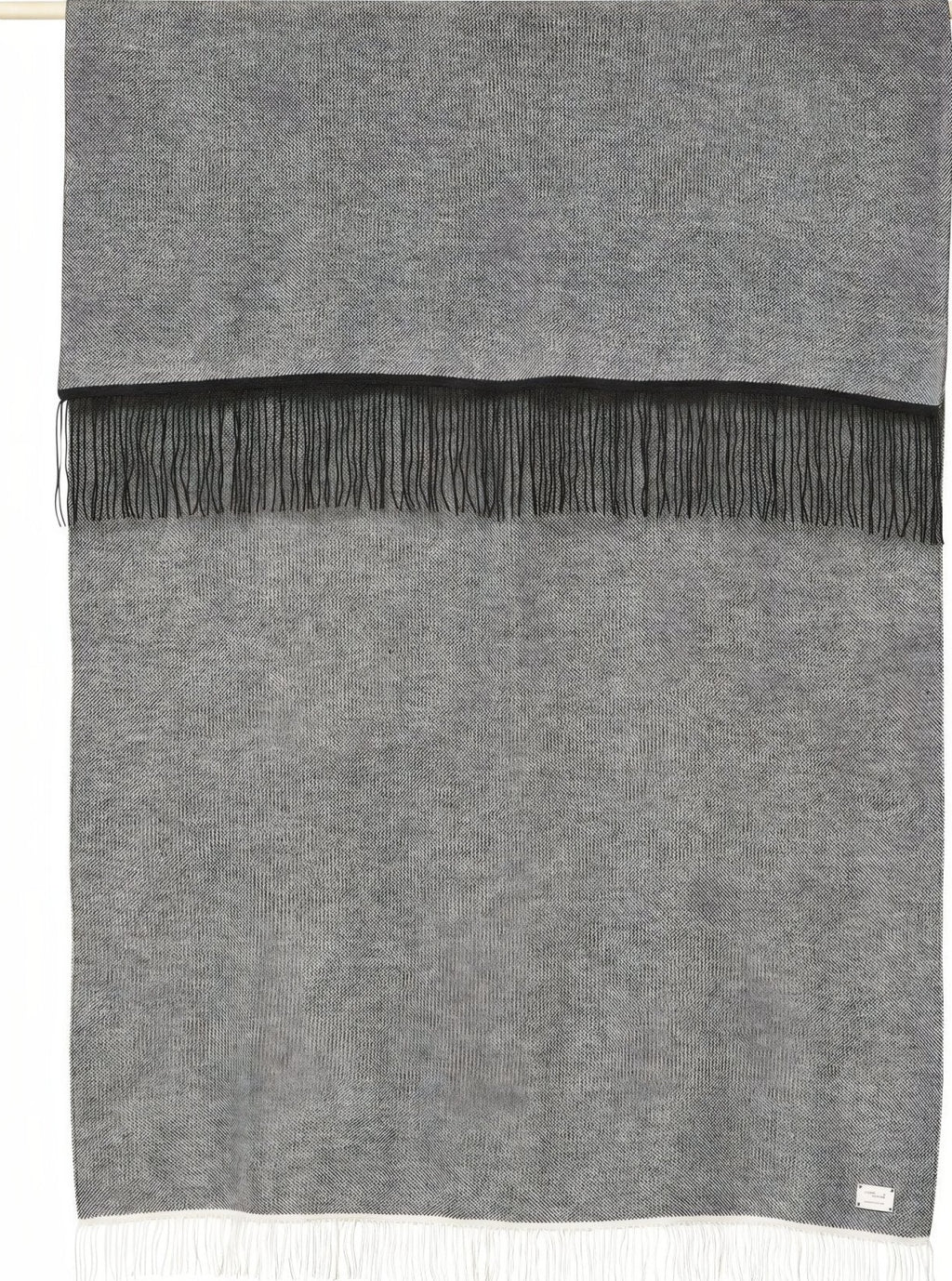 Form & Refine Aymara 100% Alpaca Plaid 130x190 Cm — Light/dark Grey