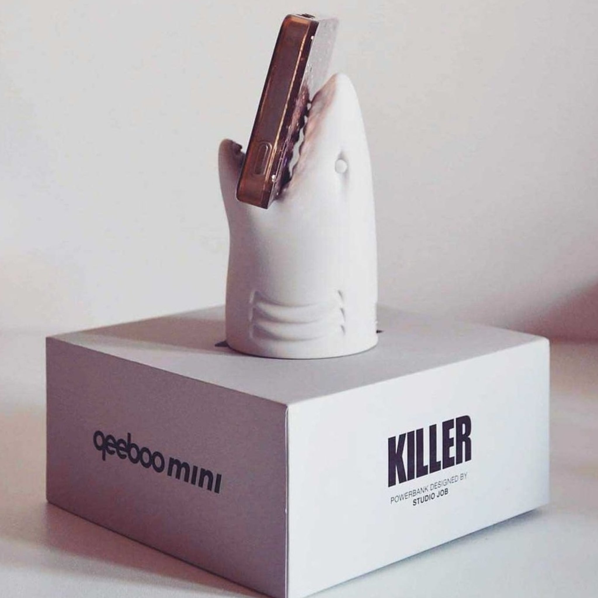 Qeeboo Killer MINI Green Portable Charger - 2600 mAh Power Bank