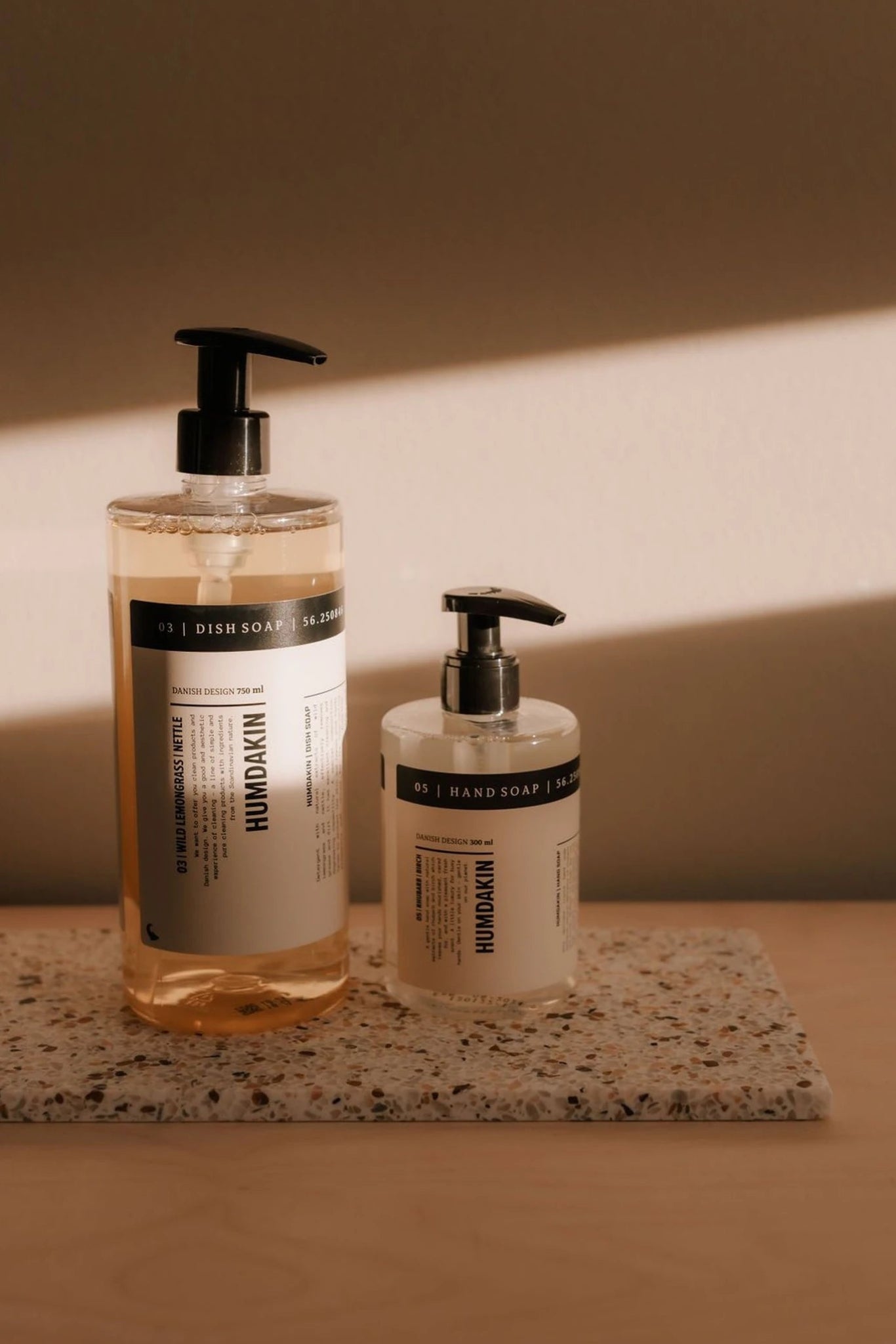 Humdakin Venice Terrazzo Top, Black