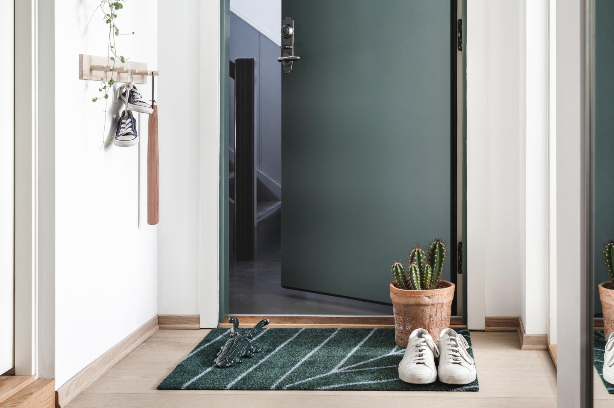 Heymat One Noon Doormat 150x85 cm — PET/Nitrile, Blue White Black