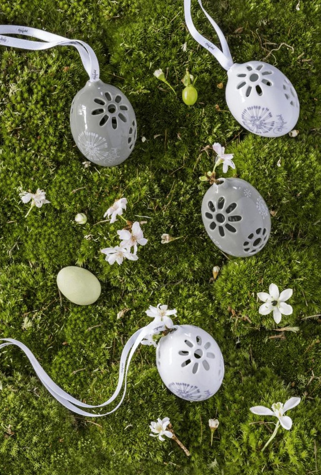 Bjørn Wiinblad Easter Egg, White