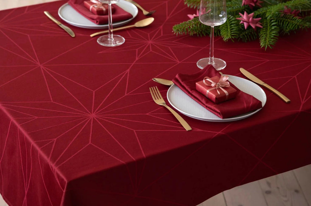 Novoform Design Stars Tablecloth 320 Cm, Advent Red