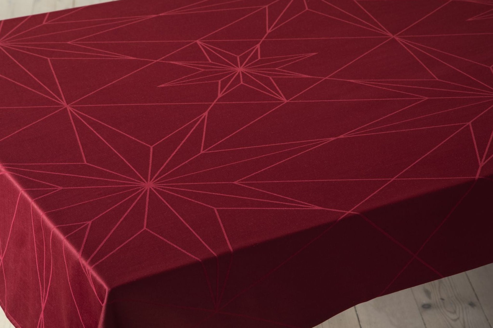 Novoform Design Stars Napkins 4 Pcs., Advent Red