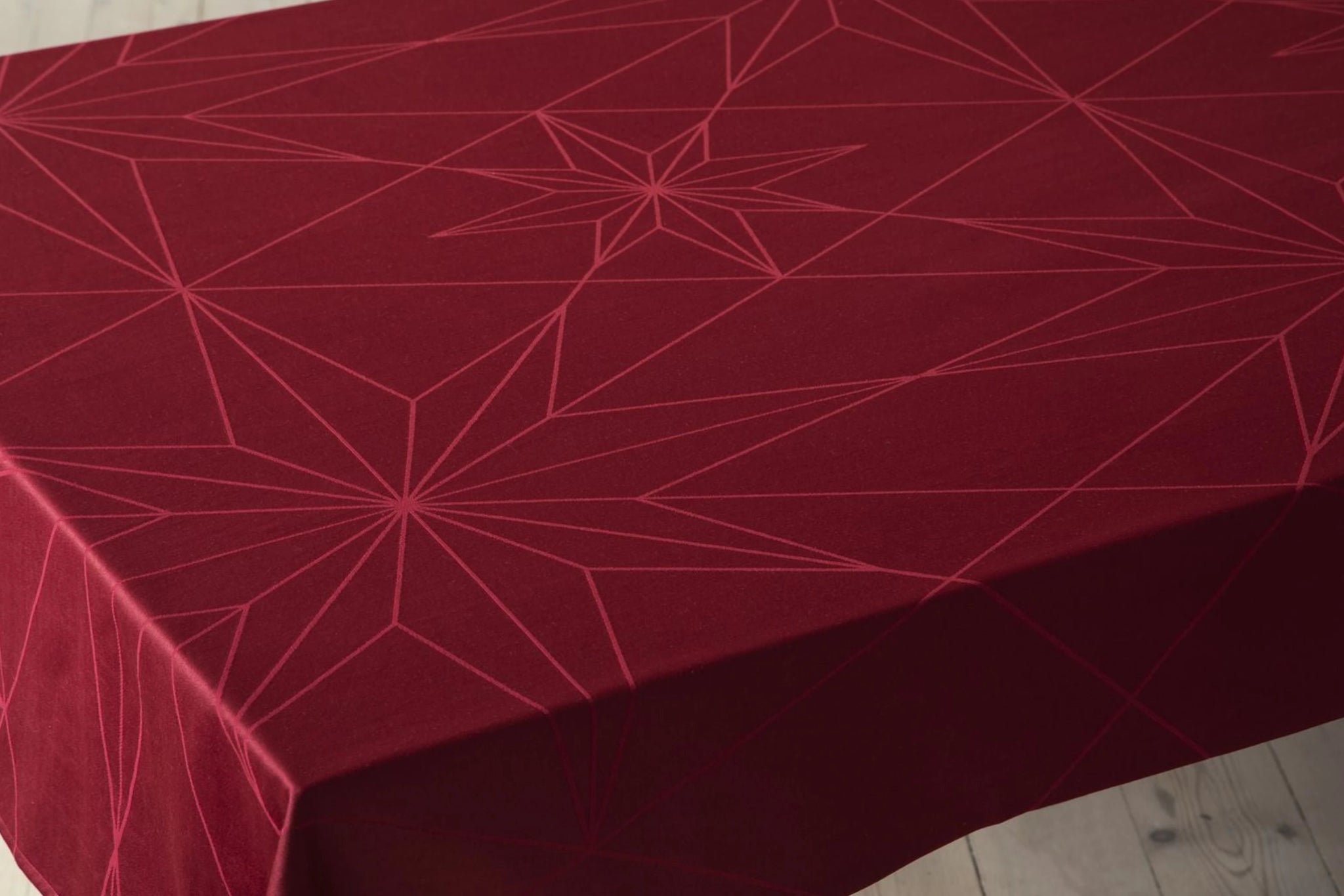 Novoform Design Stars Napkins 4 Pcs., Advent Red