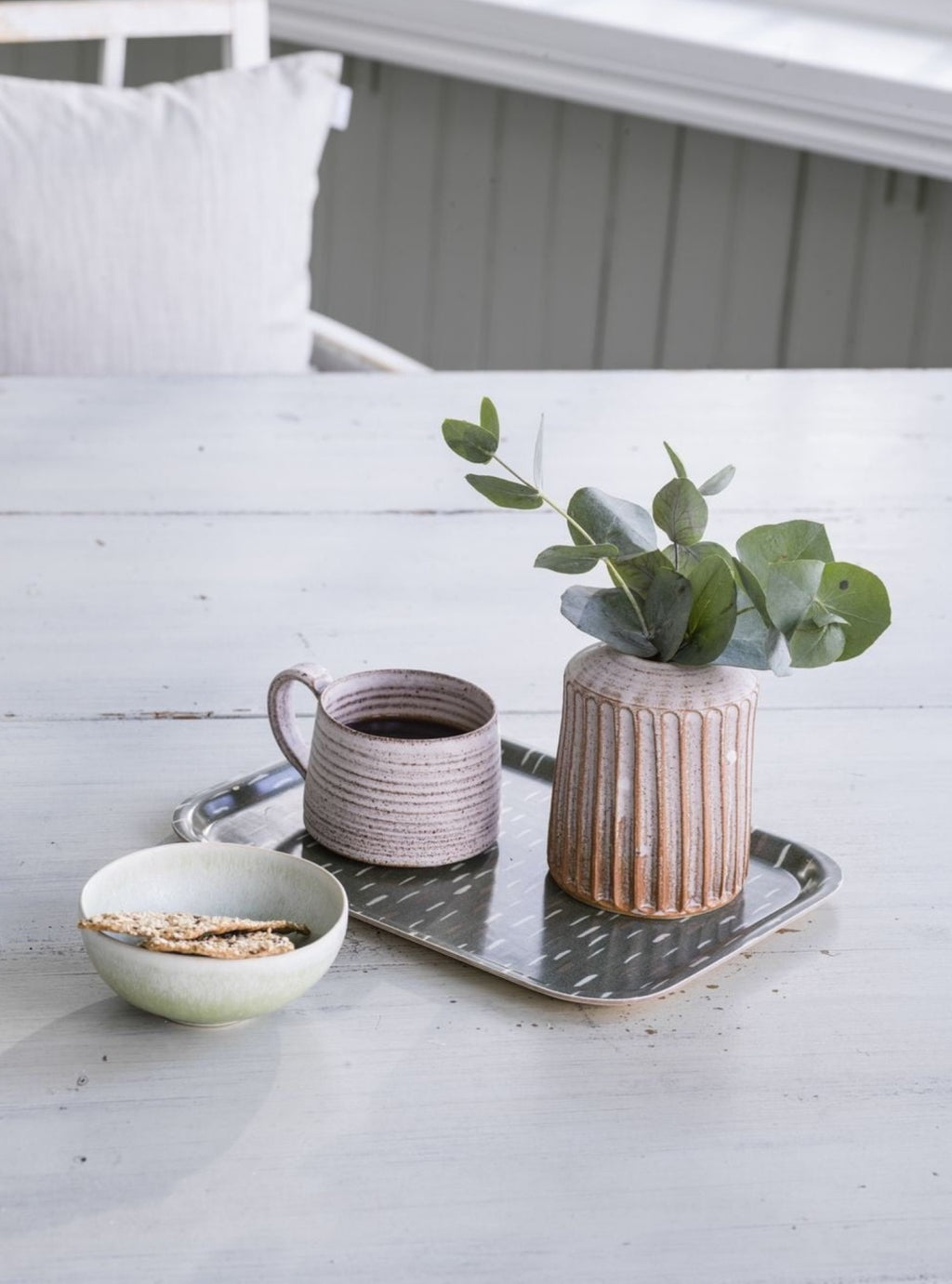 Spira Art Tray, Brown