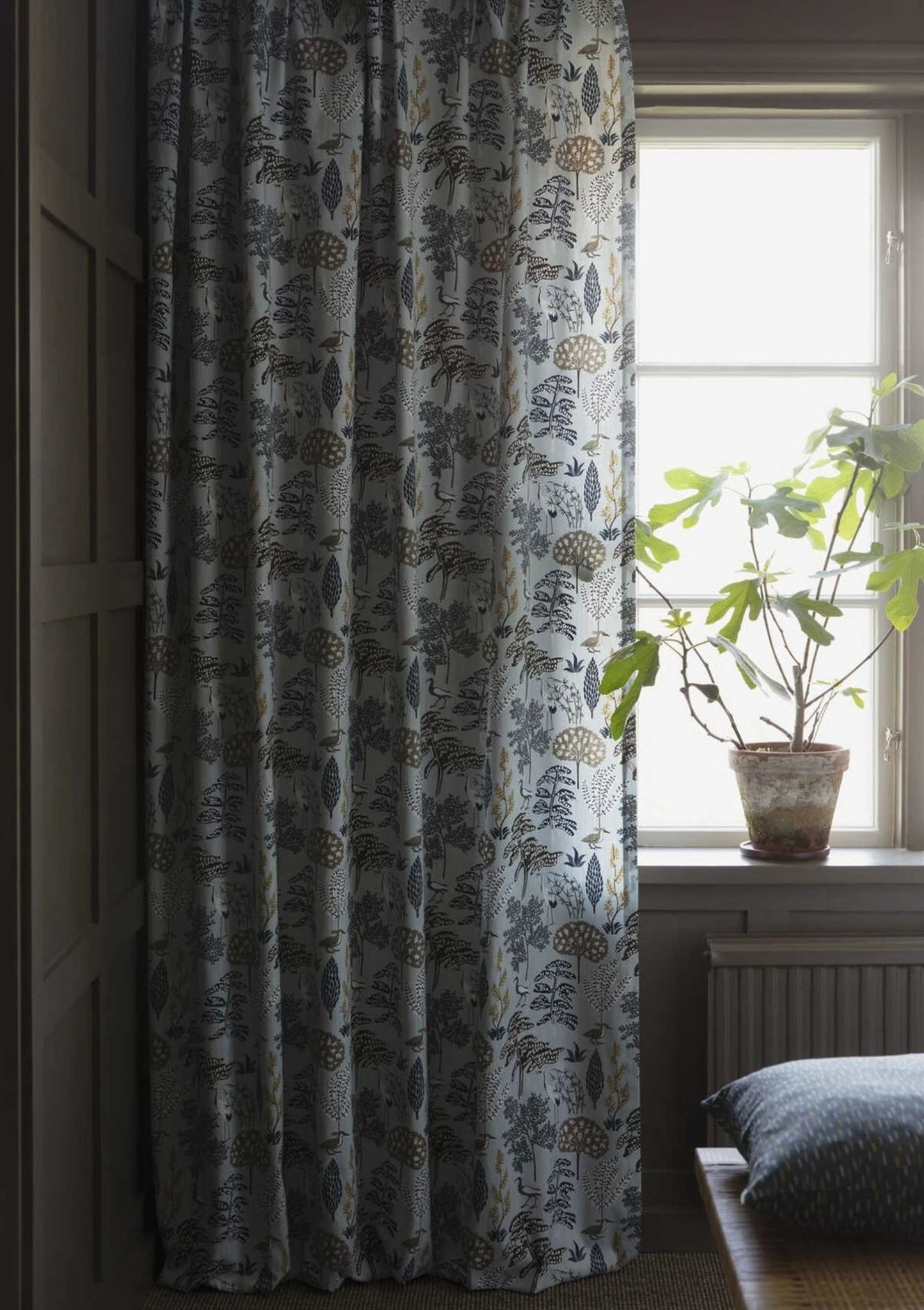 Spira Flora Curtain With Multiband, Blue