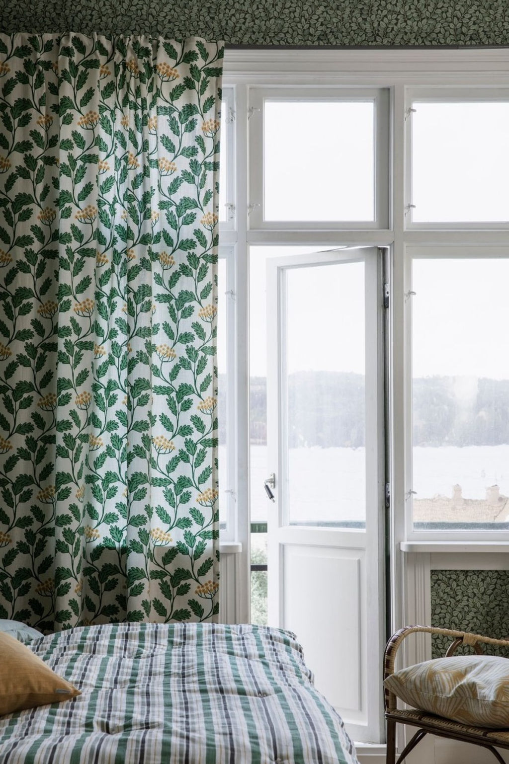 Spira Renfana Curtain With Multiband, Brown