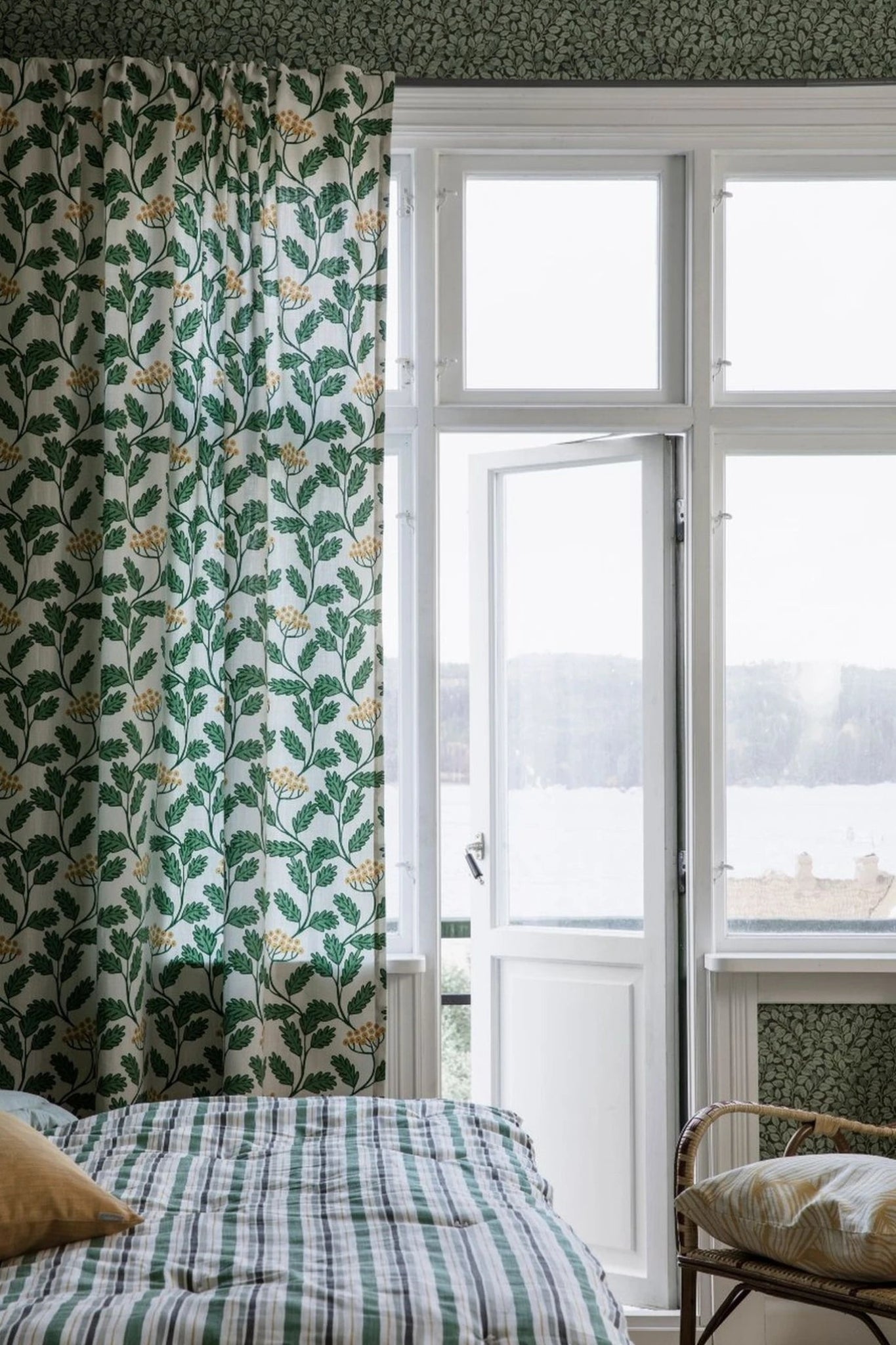 Spira Renfana Curtain With Multiband, Brown