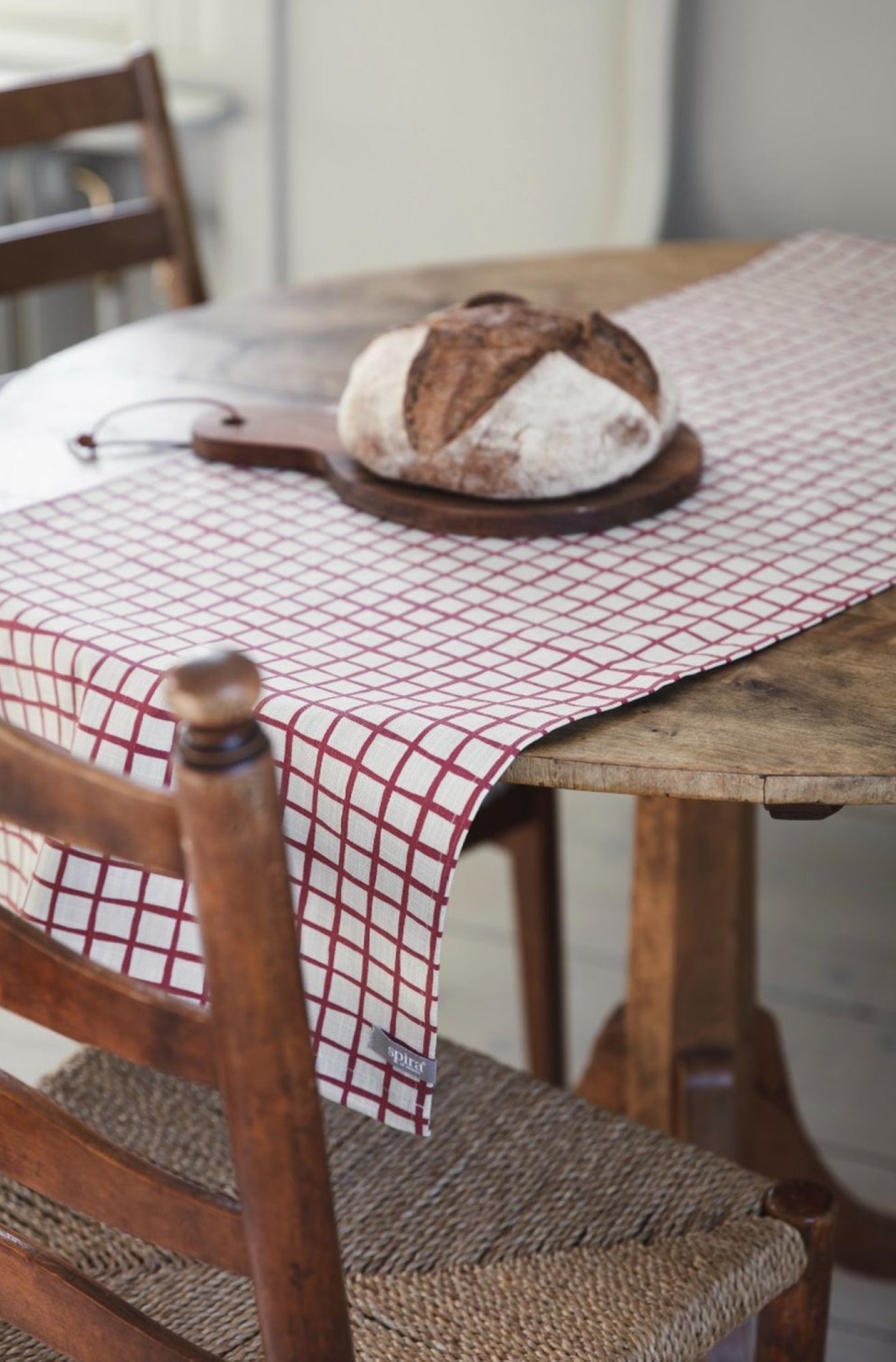 Spira Ruta Table Runner, Smoke Light Blue