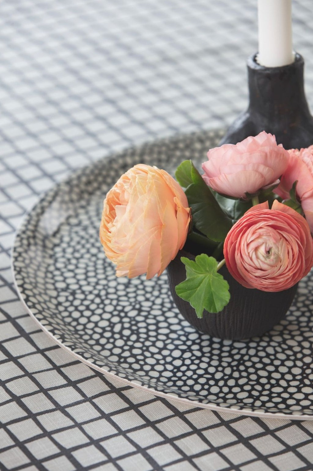 Spira Dotte Tray, Red