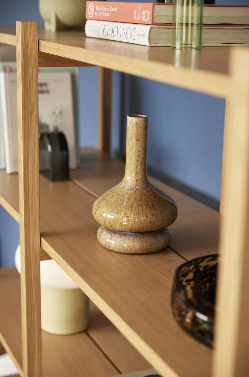 Hübsch Curve Vase Ceramic Sand