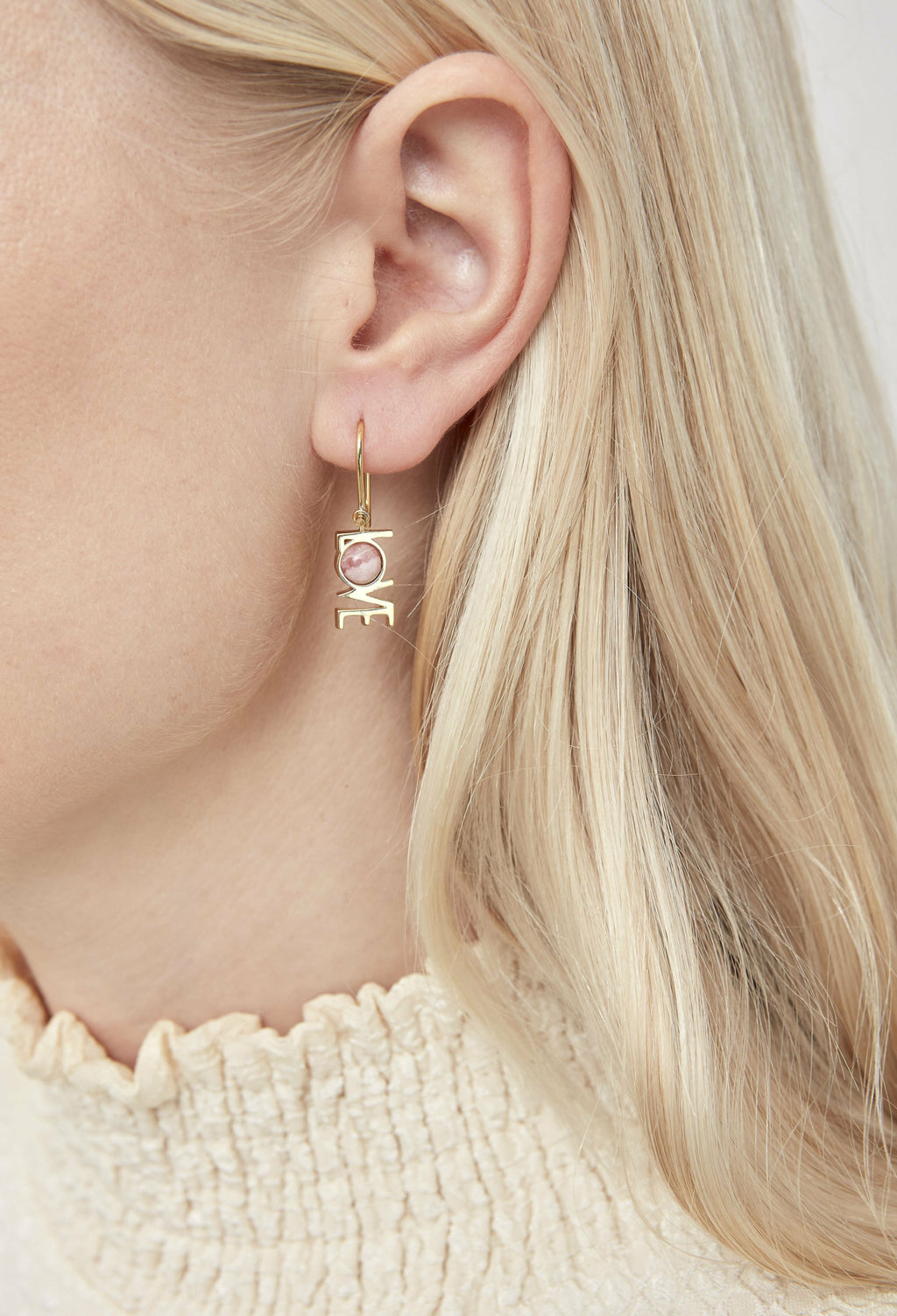 Design Letters Great Love Earrings 1 PCs 18k Gold Plated, Red Chrosite