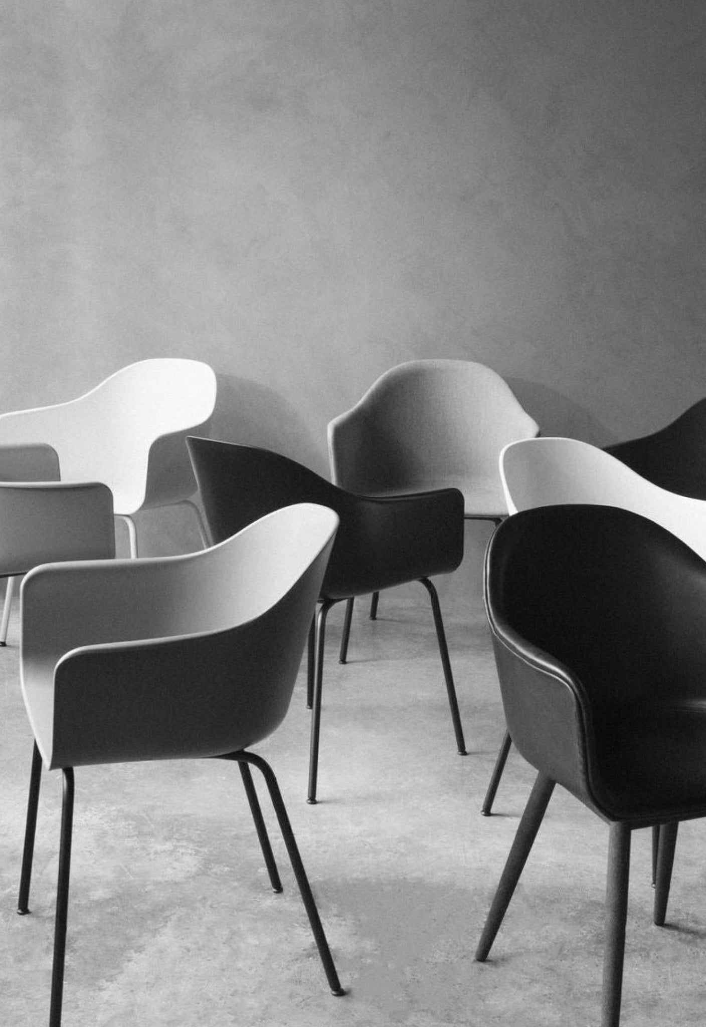 Audo Copenhagen Harbour Dining Dark Stained Oak, Burned Red