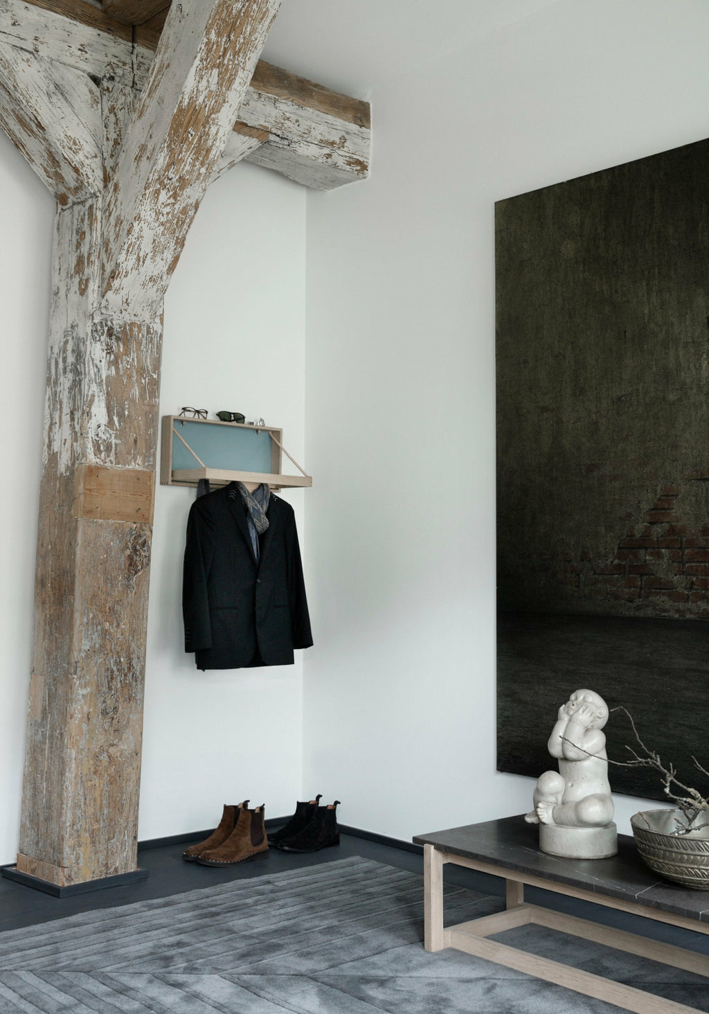 Klassik Studio The Hanger Black Oak Stained, White