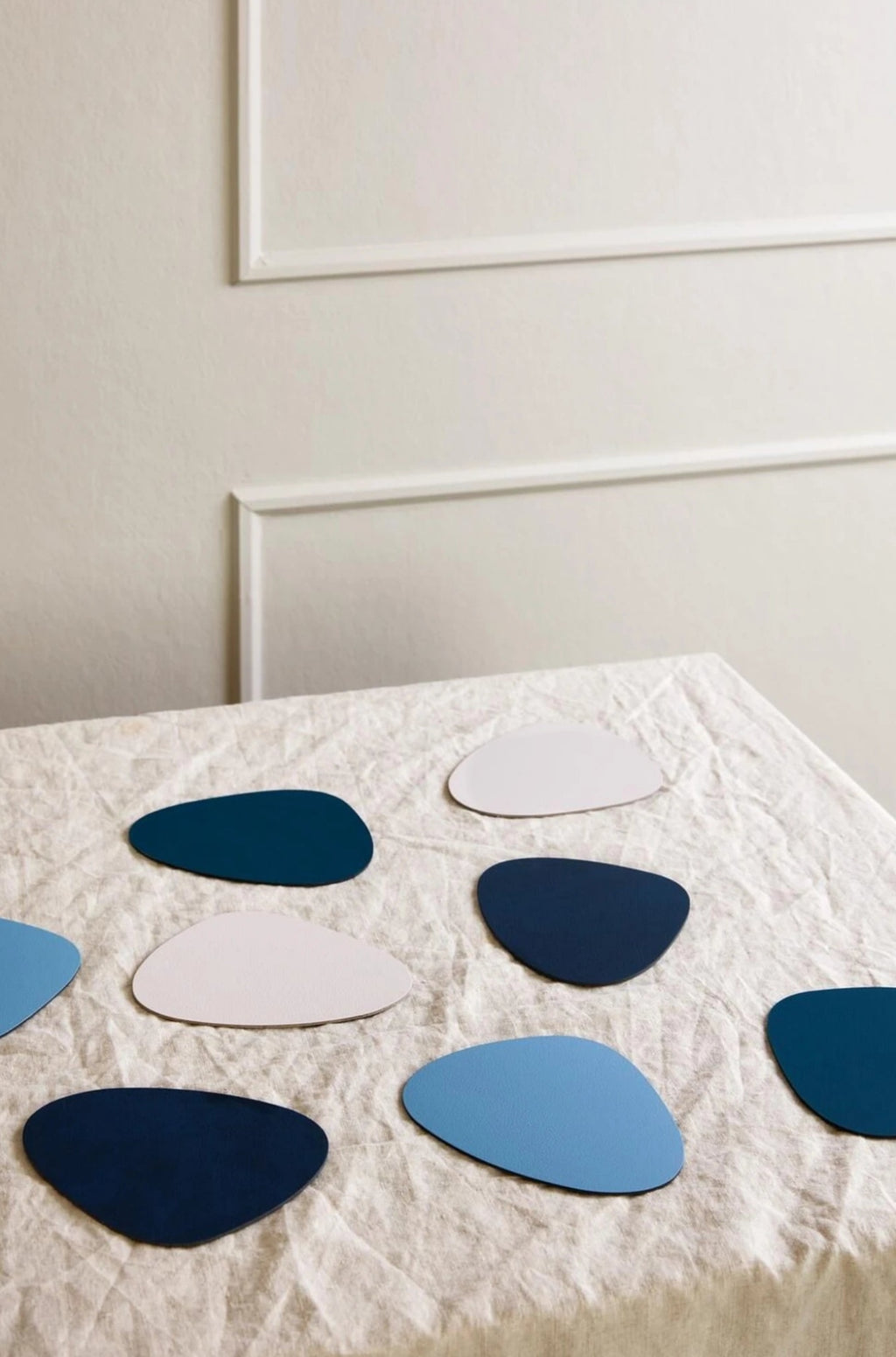 Lind DNA Curve Glass Coaster Hippo Leather, Warm Grey