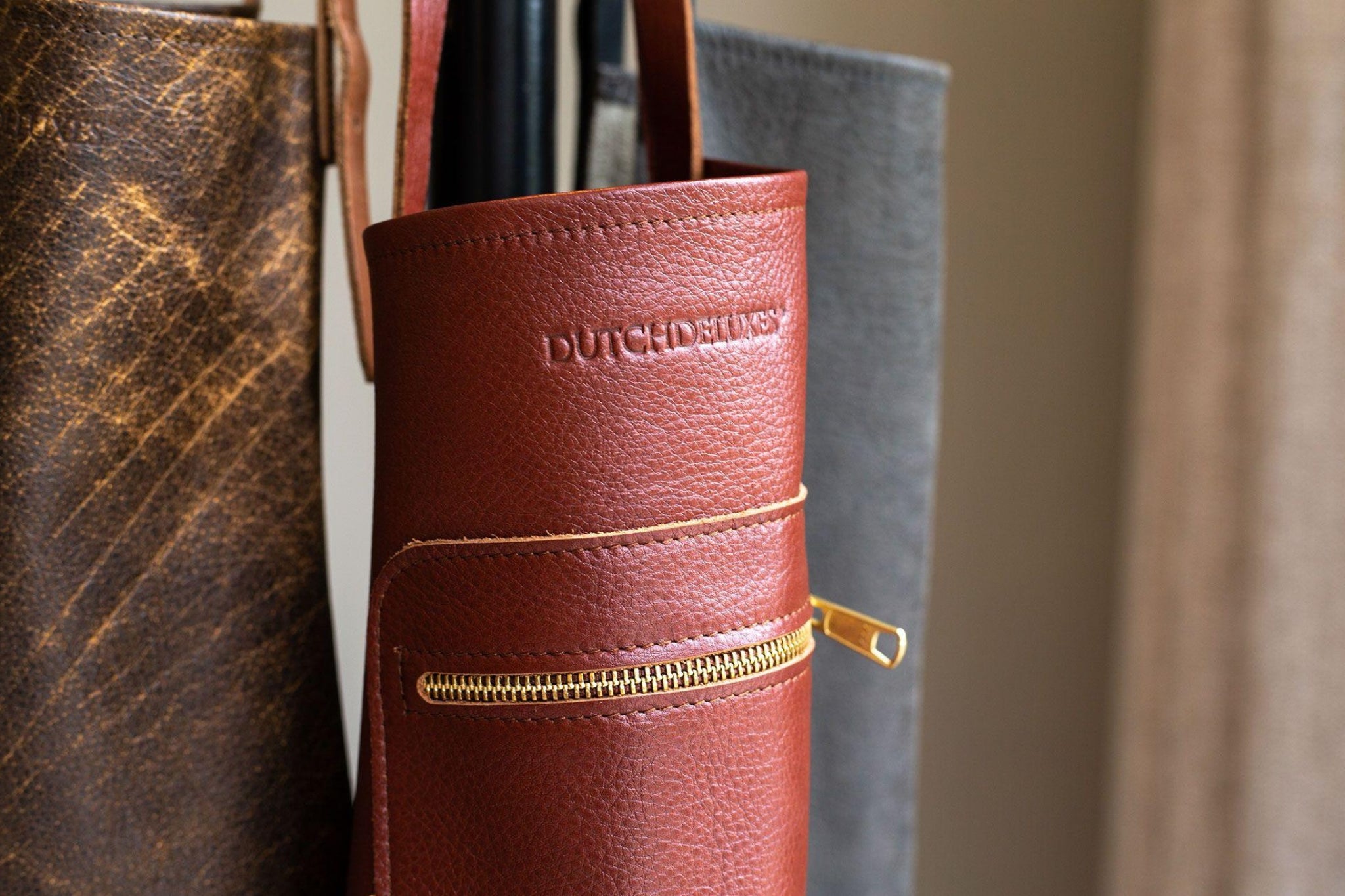 Dutchdeluxes apron in zipper style Classic leather extra long, black