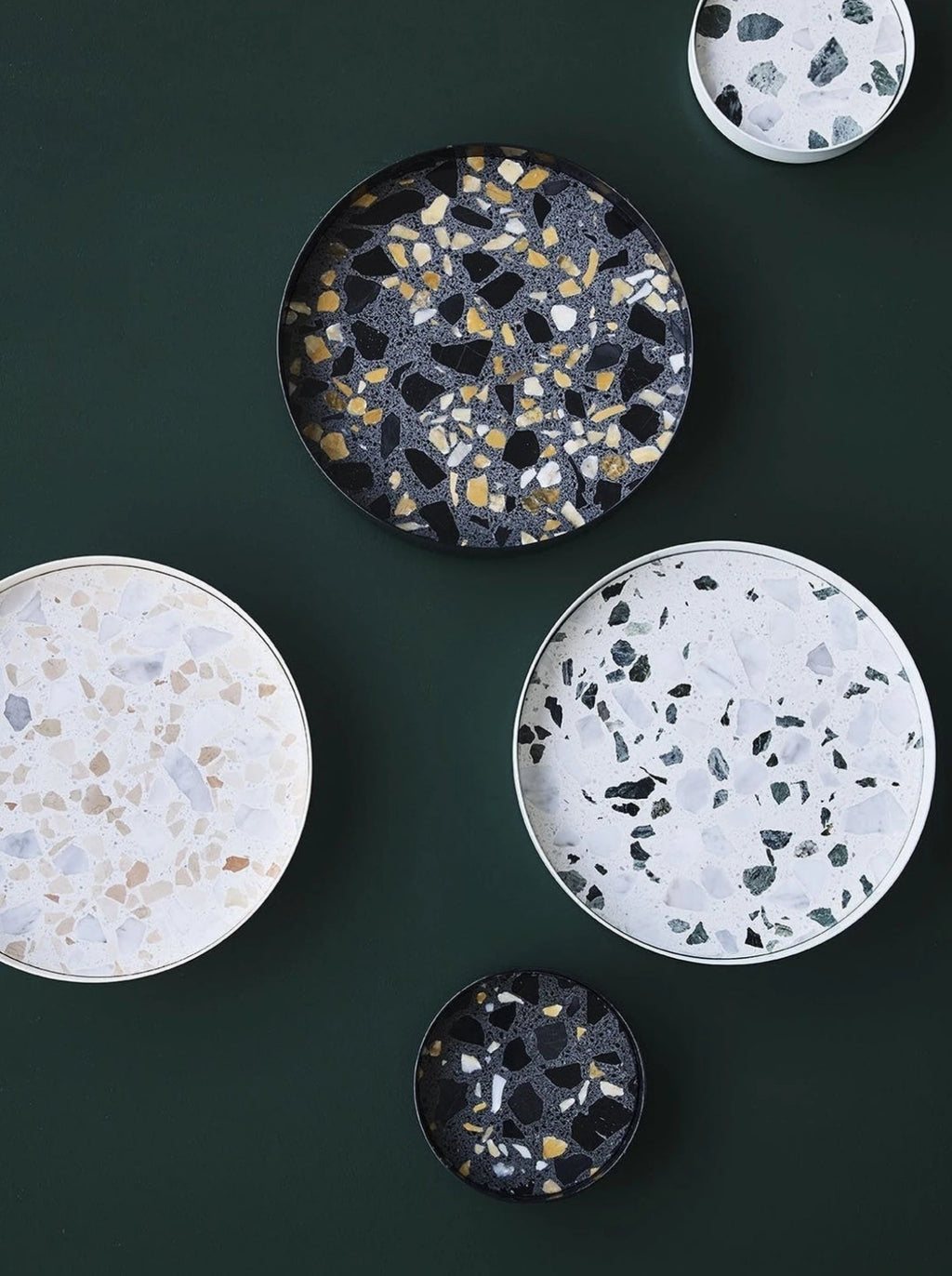 Lucie Kaas Erat Tray White, ø 24,5cm