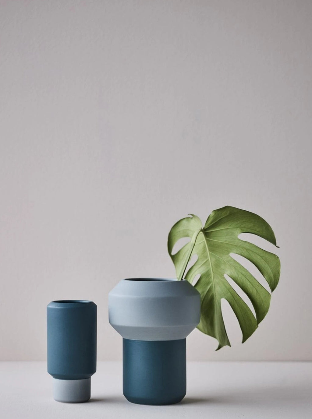 Lucie Kaas Fumario Vase Pink & Dark Grey, 16,5cm