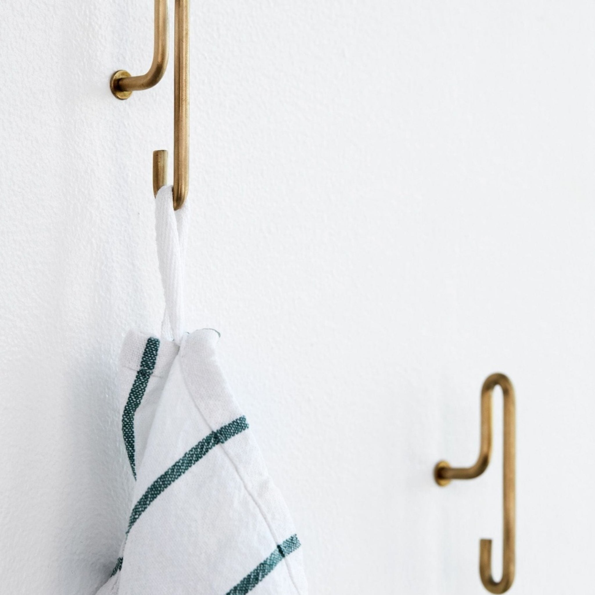 Moebe Gold Wall Hook Set - Small, Stylish & Versatile Home Decor