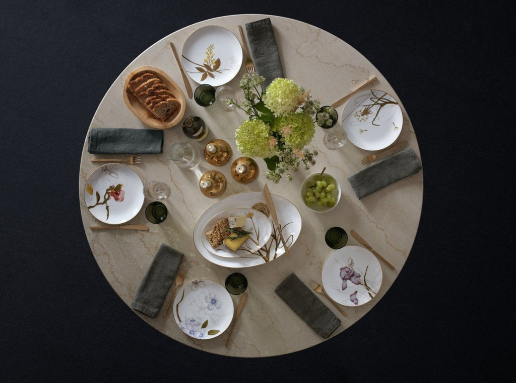 Royal Copenhagen Flora Plate Dandelion, 26cm