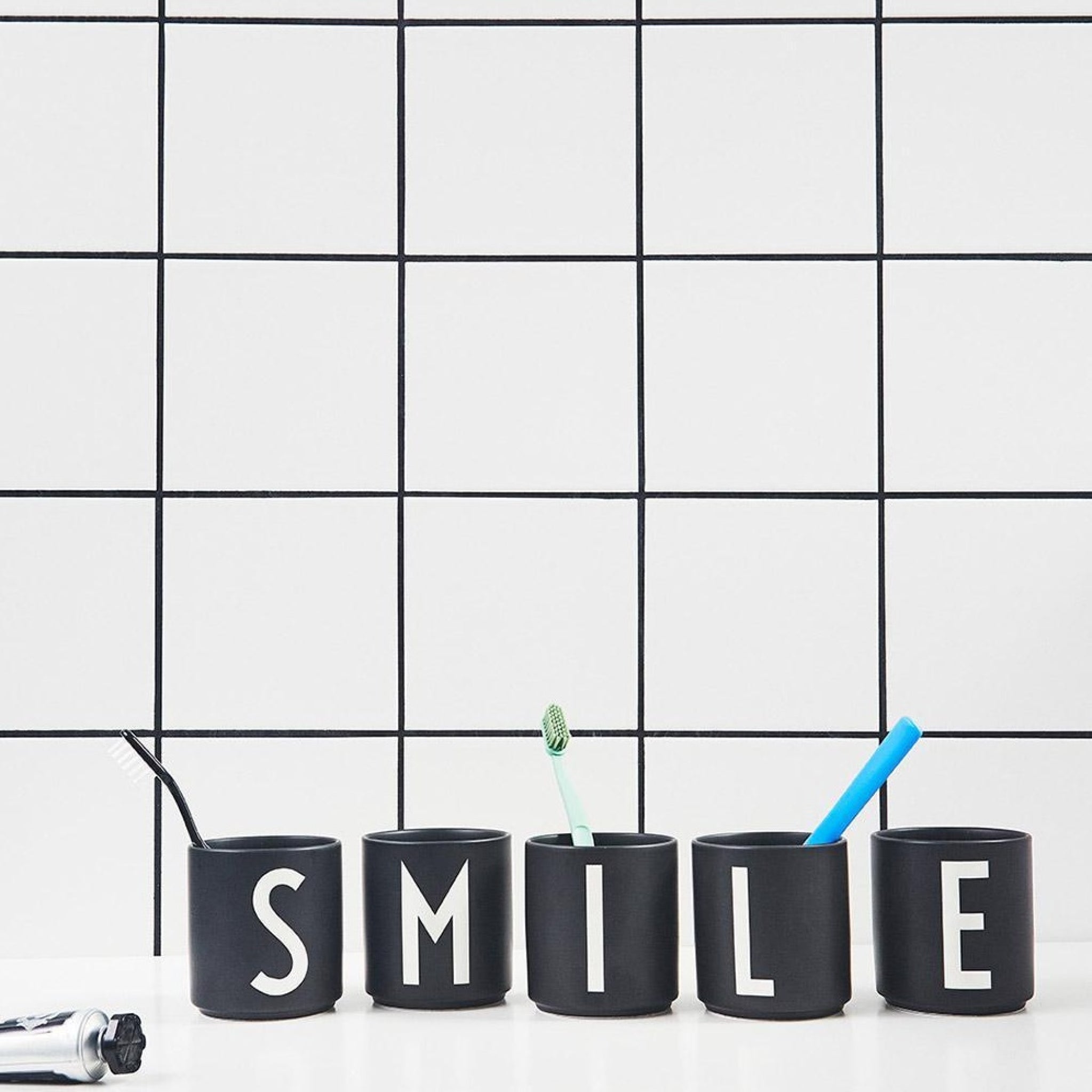 Design Letters Personal Porcelain Mug A-Z, Black, Y