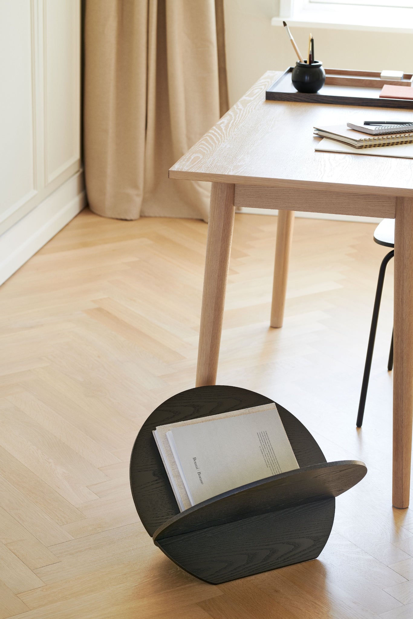 Gejst Silia Freestanding Magazine Holder - Black Oak Minimalist Rack