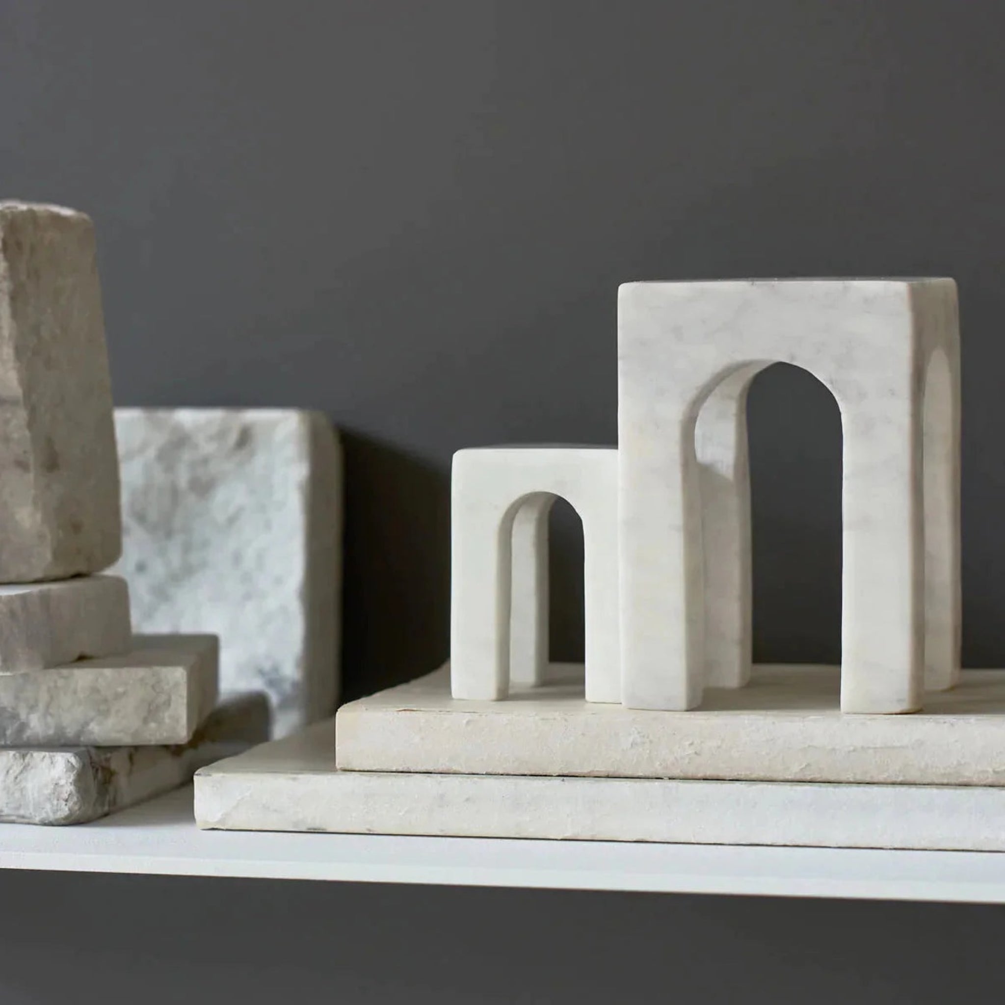 Gejst Arkis Marble Bookends White - 3-piece Sculptural Home Decor