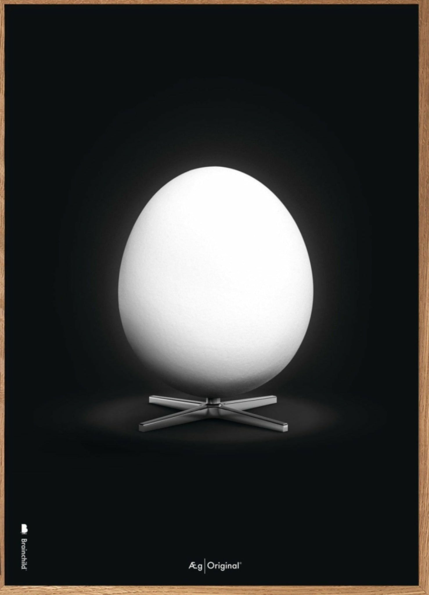 Brainchild egg classic poster, frame made of light wood 30x40 cm, black background