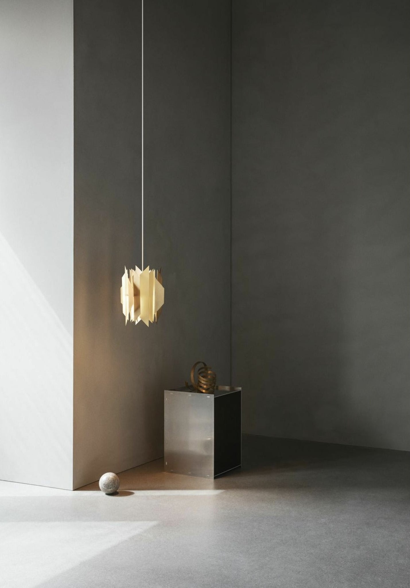 Lyfa Divan Pendant 70 Cm, Brass