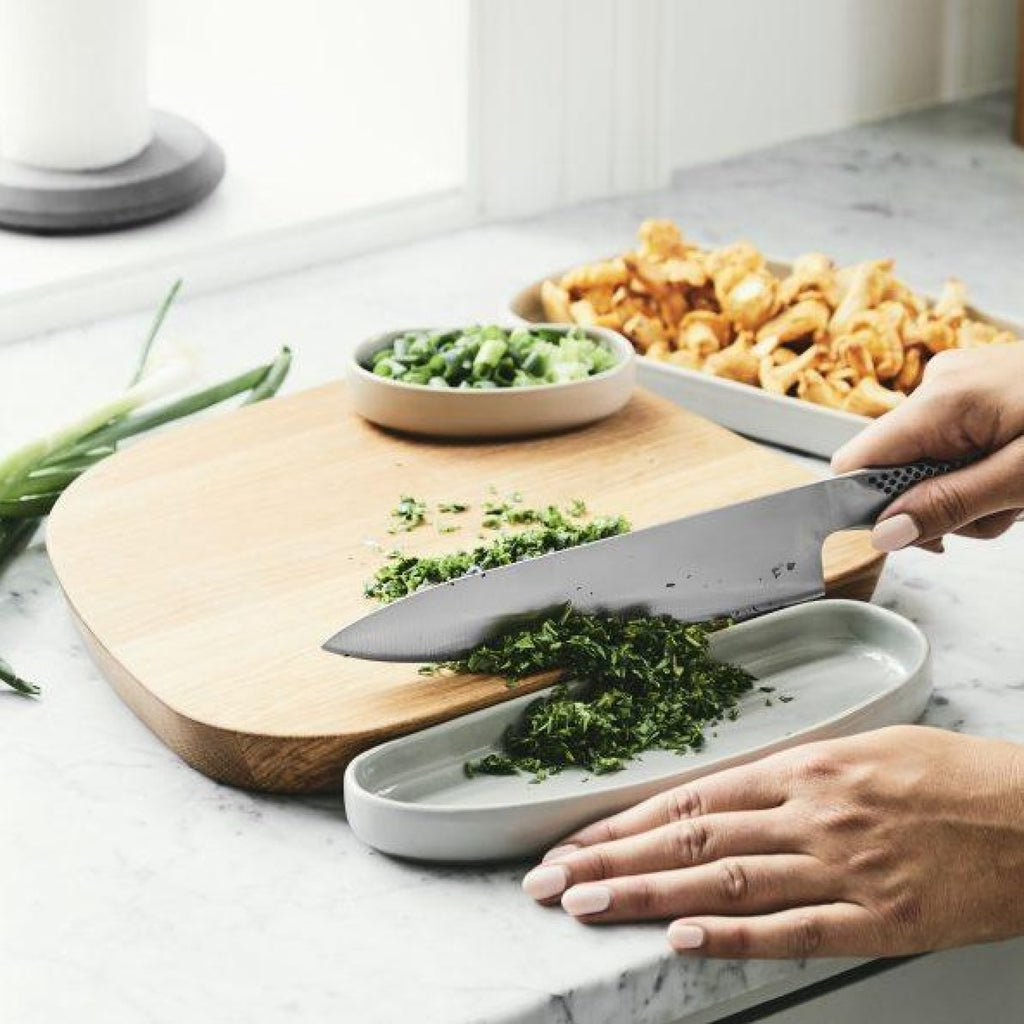 Gejst Galet Solid Oak Cutting Board 27 Cm With 3 Ceramic Bowls For Herbs