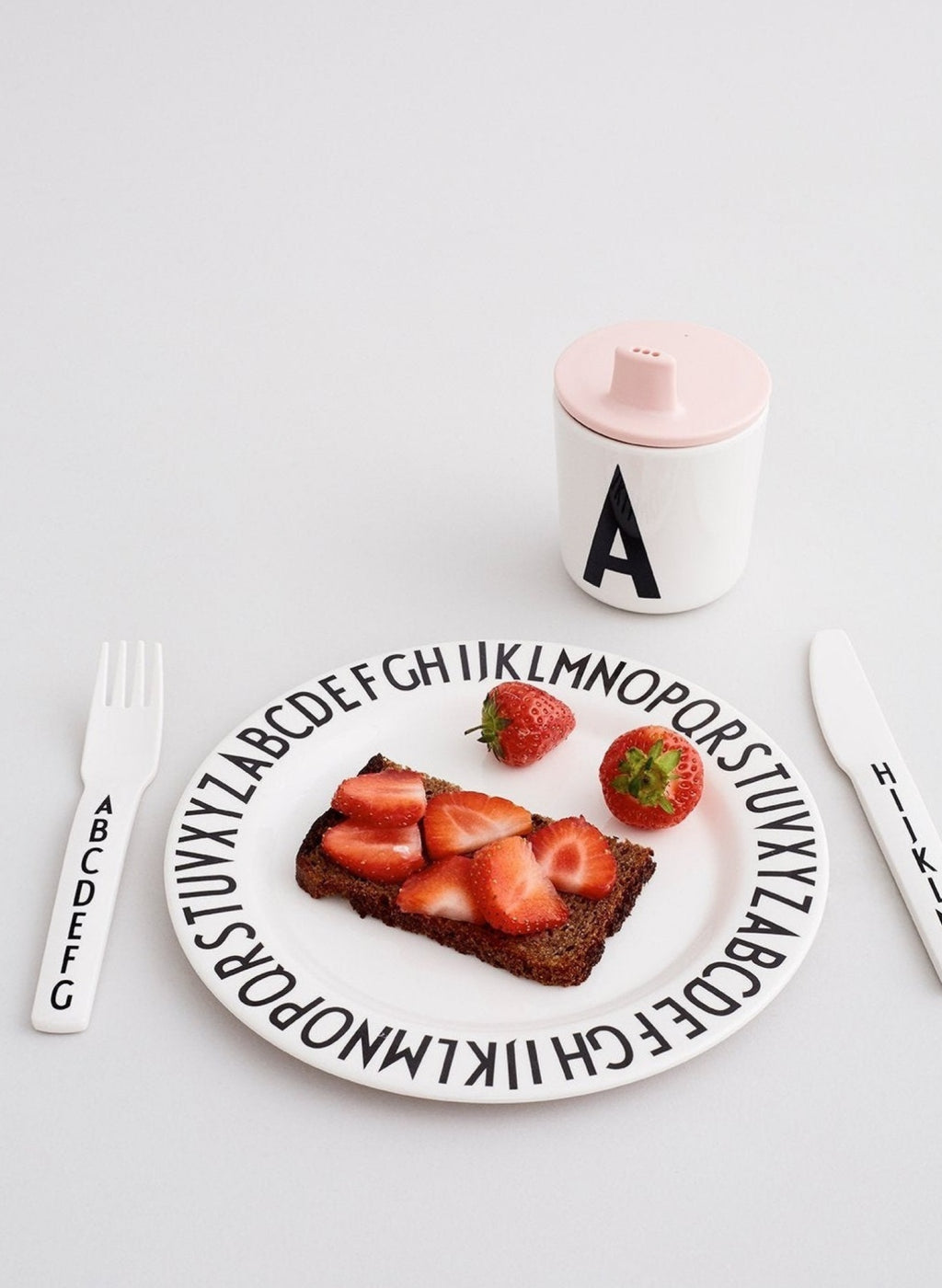 Design Letters Drinking Lid for ABC Melamine Cups, White