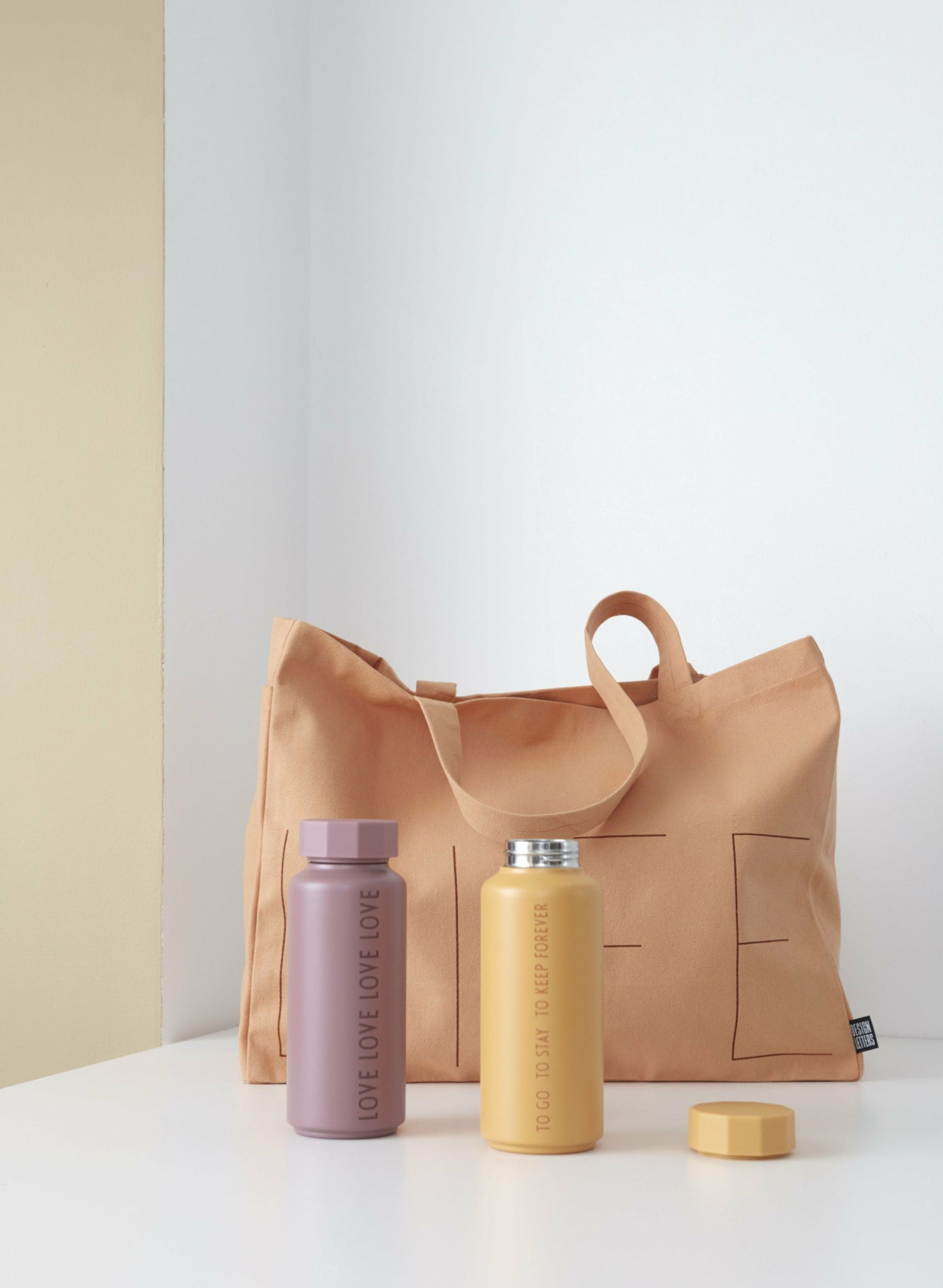 Design Letters Special Edition Thermo Bottle 500 ml, orange