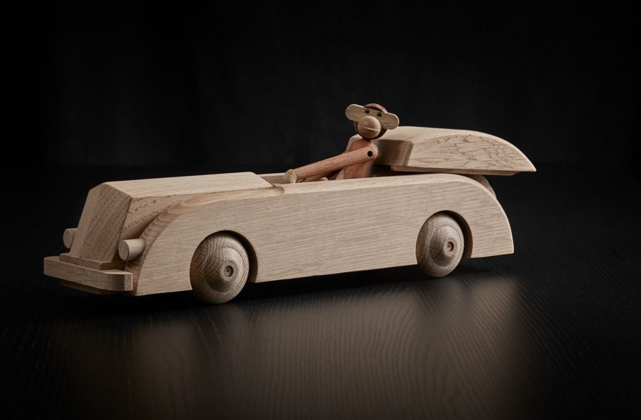 Kay Bojesen Limousine Oak, Large