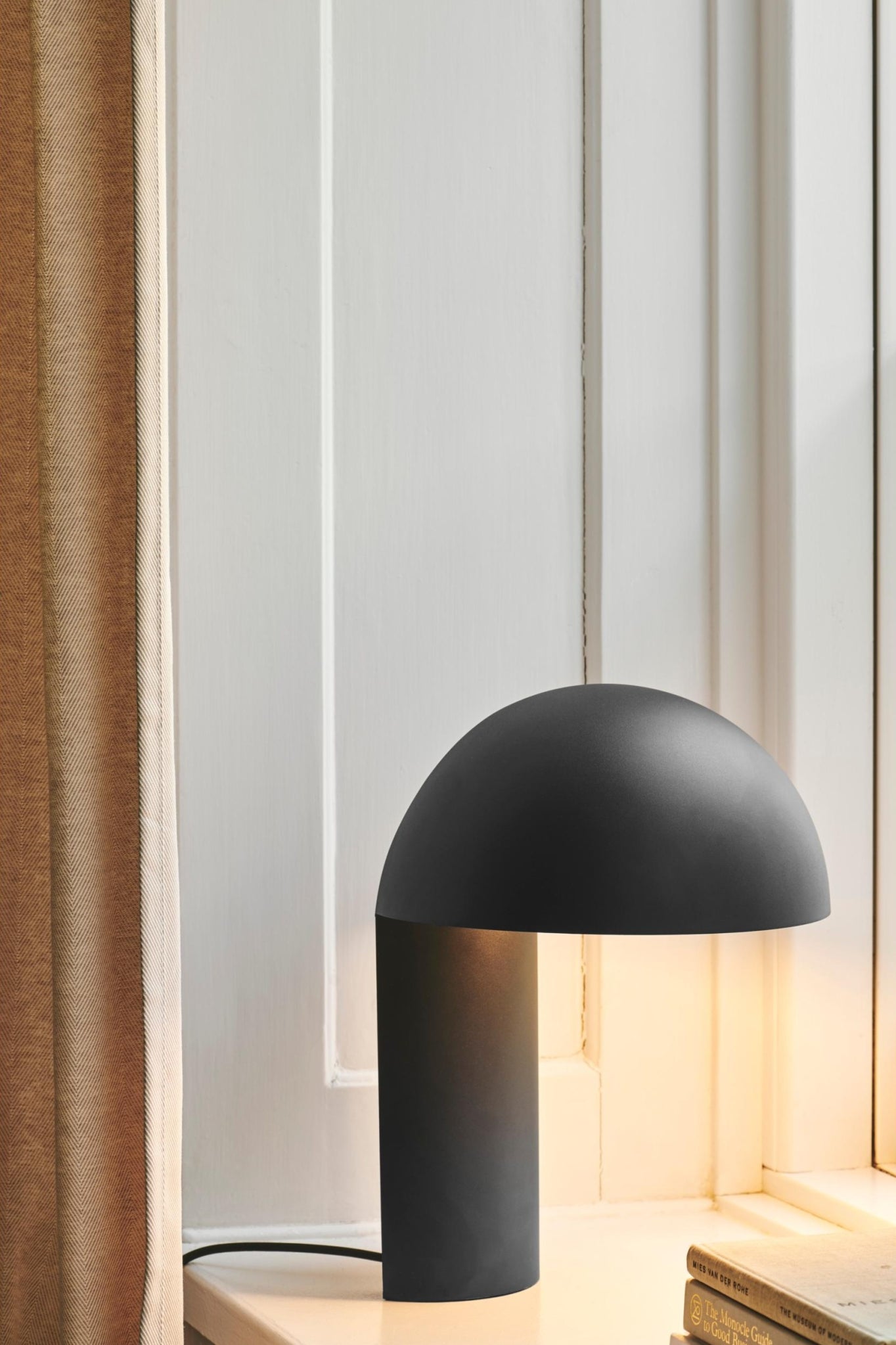 Gejst Leery Table Lamp 40cm — Black Minimalist By Kasper Friis Egelund