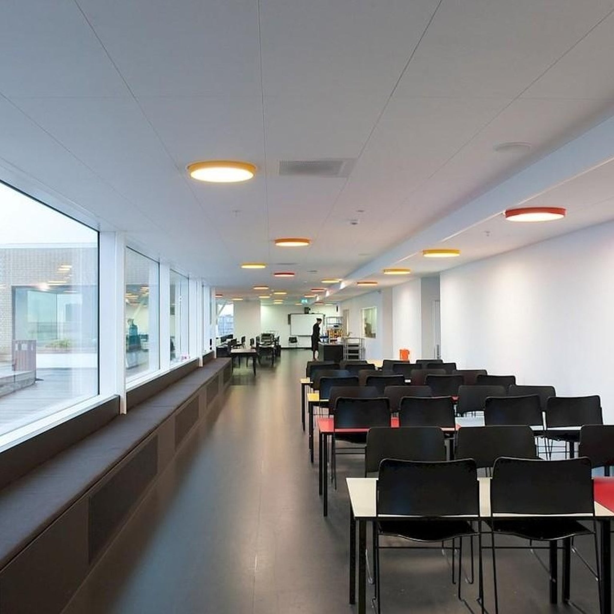 Louis Poulsen LP Circle surface-mounted lamp Ø 450 mm, black